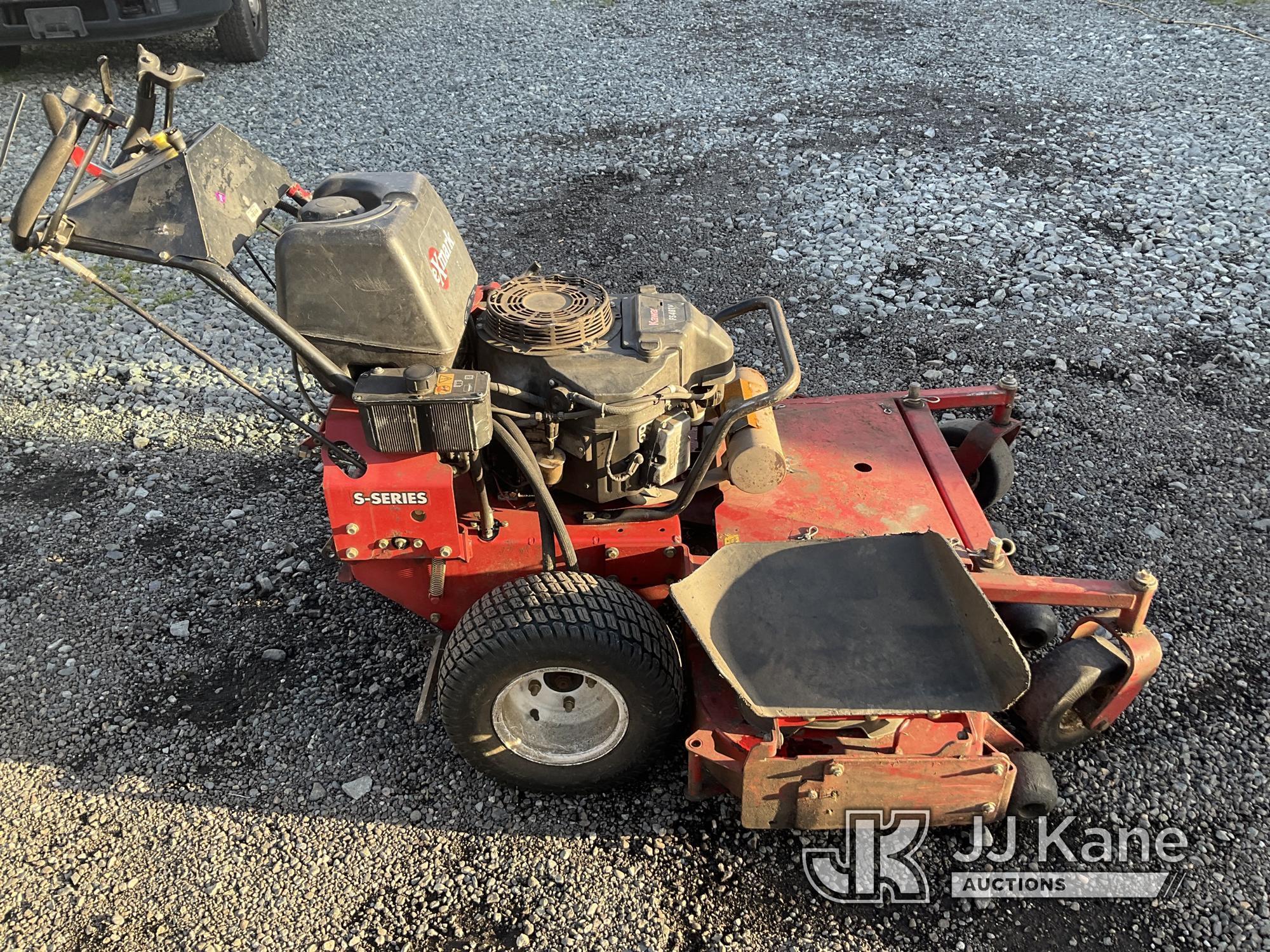 (Tacoma, WA) 2015 Truf Tracer Mower Runs & Moves