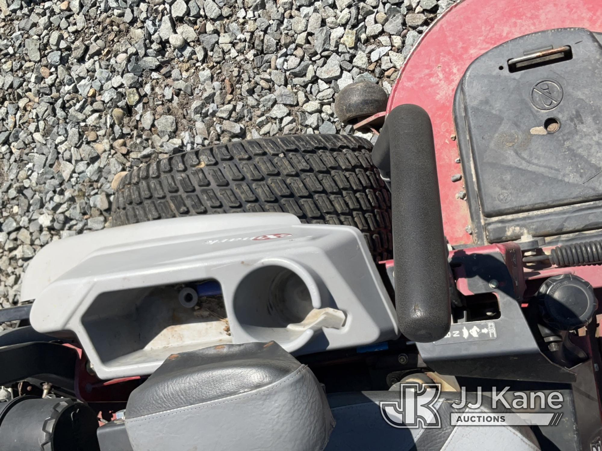 (Tacoma, WA) 2017 Exmark Lazer Zero Turn Riding Mower Runs & Moves) (Tires Are Fair, Everything Work