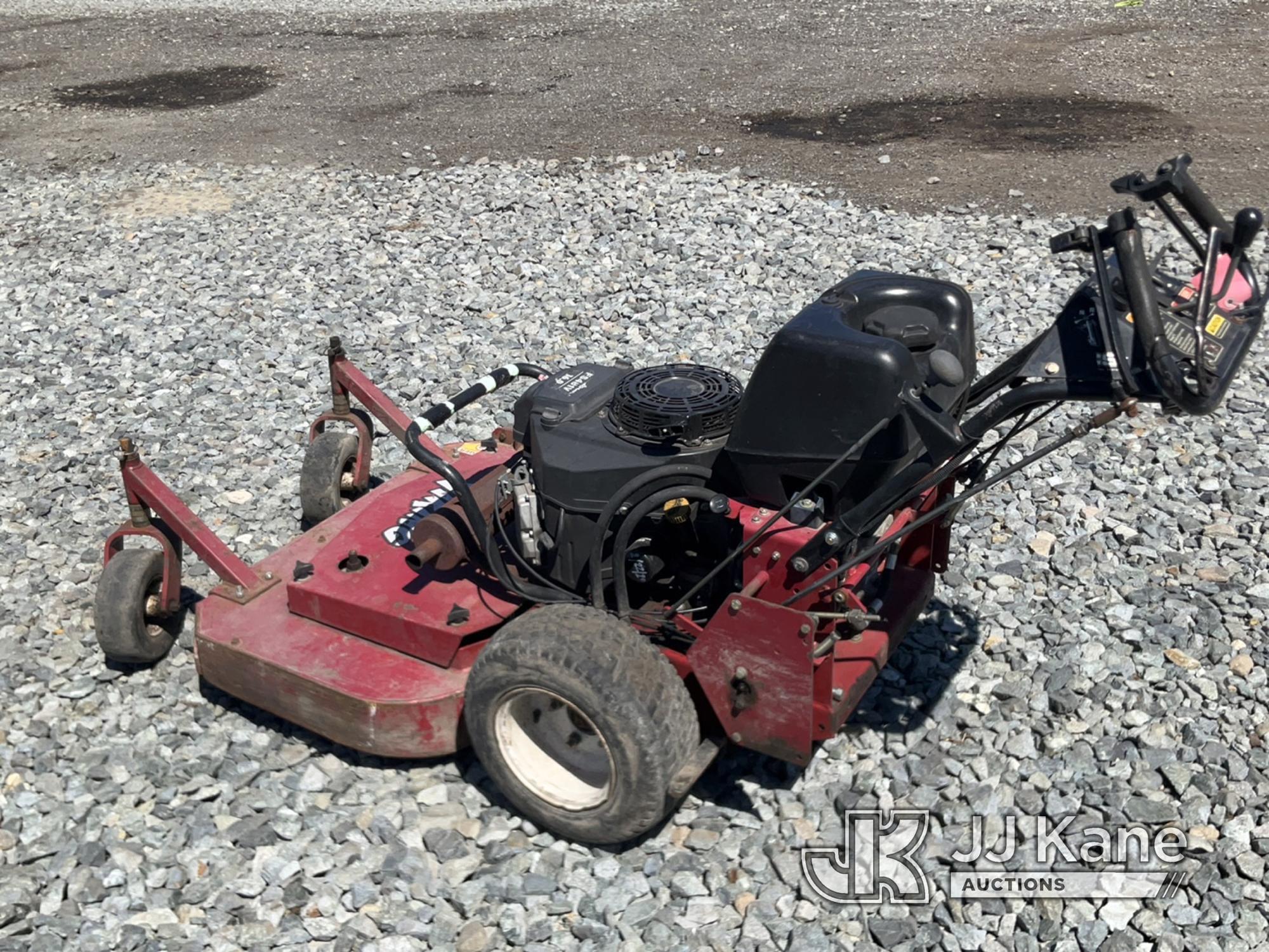 (Tacoma, WA) 2012 Exmark Lawn Mower Runs & Moves) Tires Are Fair, Everything Works