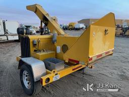 (Glendive, MT) 2005 Bandit 1290 Chipper Not Running, Condition Unknown, Cranks, No Key, Body Damage)