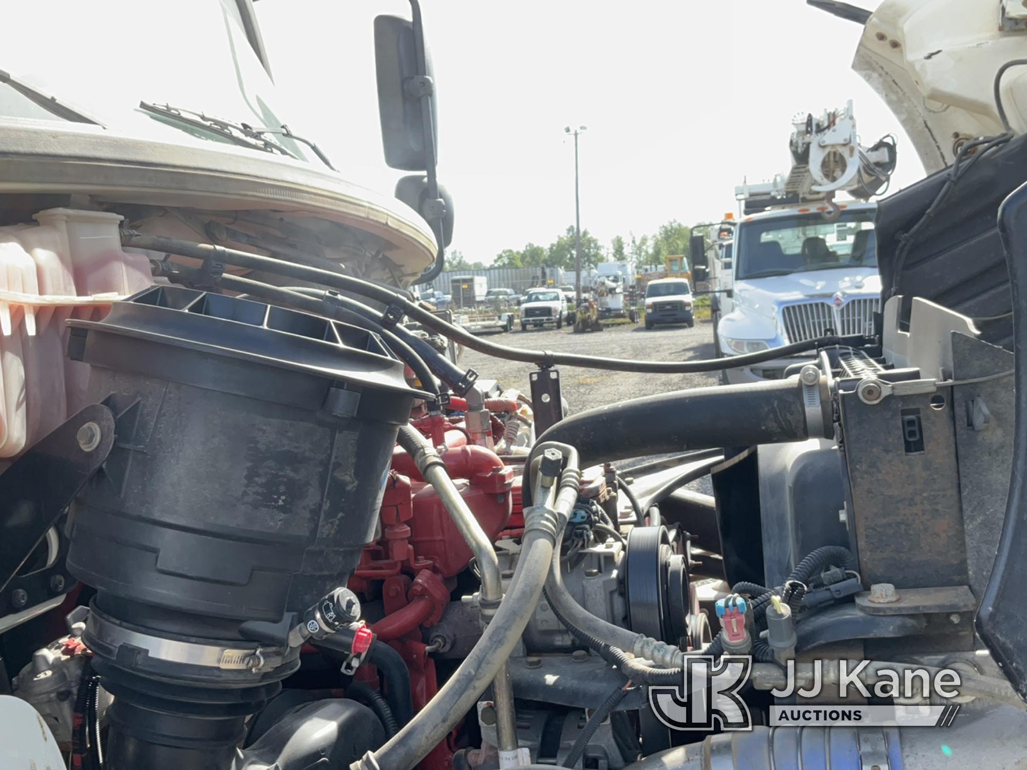 (Portland, OR) Altec A77-T, Articulating & Telescopic Material Handling Bucket Truck rear mounted on