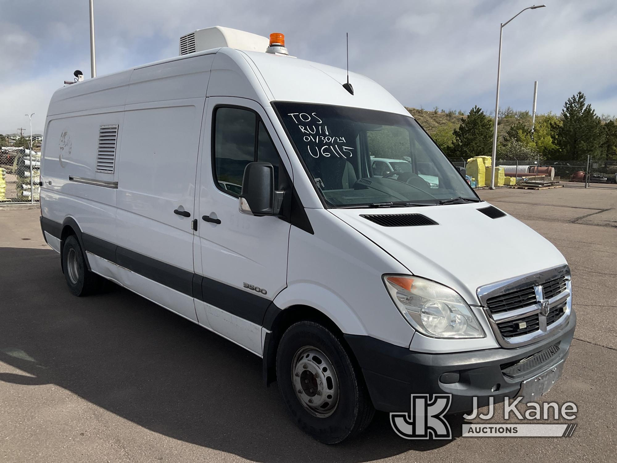 (Castle Rock, CO) 2008 Dodge Sprinter 3500 Cargo Van Runs, Moves & Operates) (Body Damage