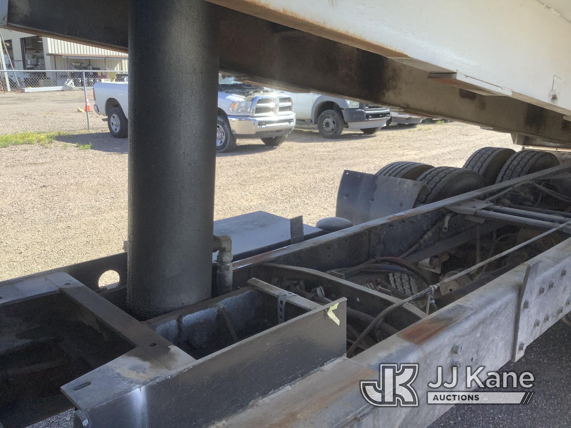 (Phoenix, AZ) 1990 WhiteGMC WG T/A Dump Truck Runs & Moves, Upper Operates