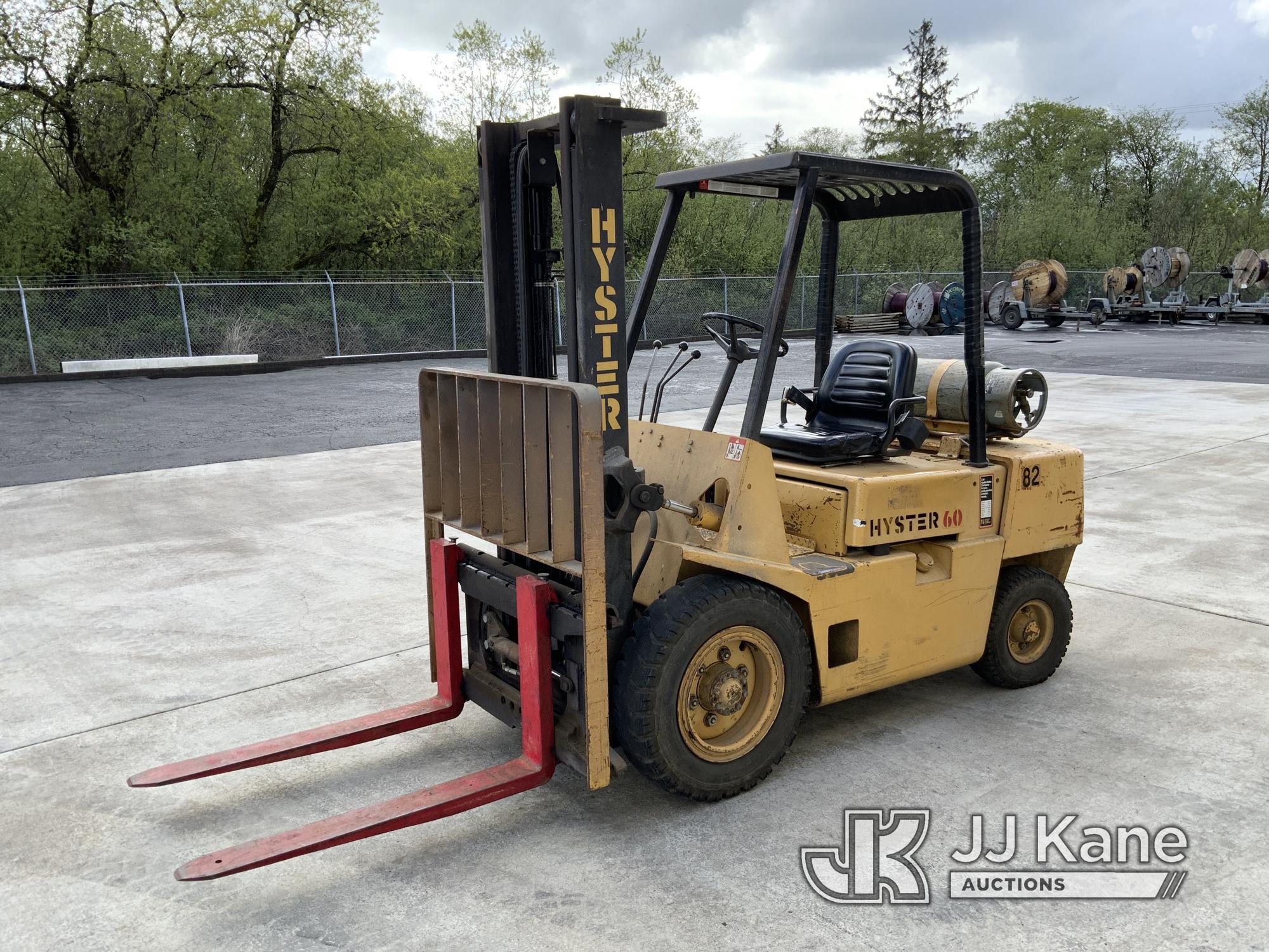 (Tillamook, OR) 1988 Hyster H60XL Pneumatic Tired Forklift Runs, Moves & Operates