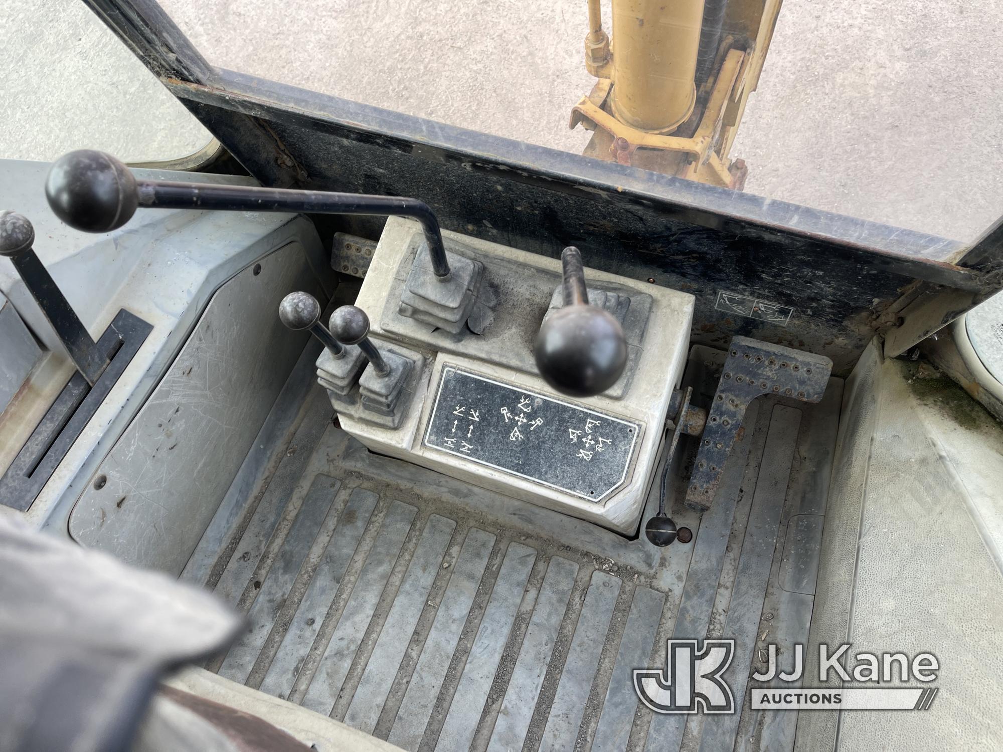 (Eureka, CA) 1995 Caterpillar 416B 4x4 Tractor Loader Backhoe Runs & Operates