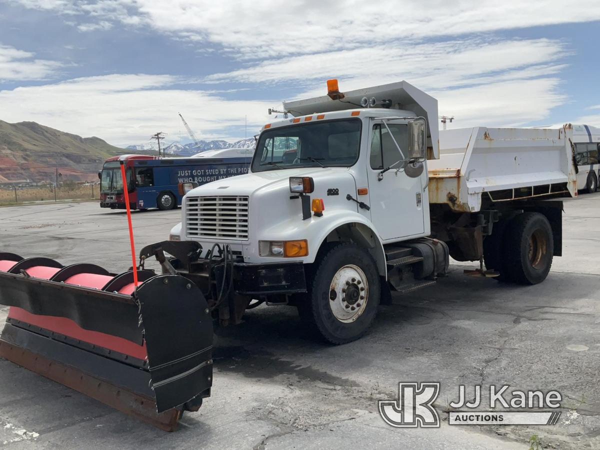 (Salt Lake City, UT) 1995 International 4900 Dump Truck Runs) (Radiator has a Hole in it, Drive Line