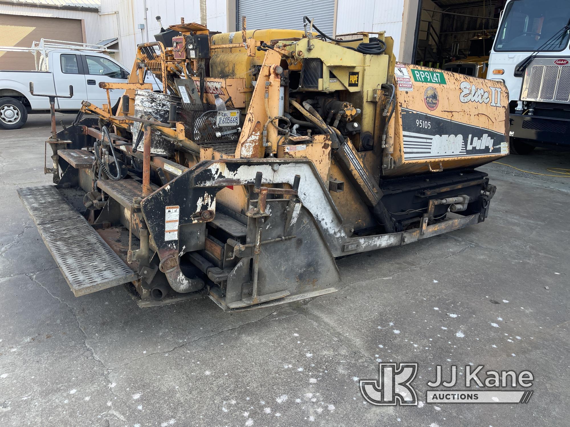 (Eureka, CA) 2000 Leeboy L8500T Asphalt Paver Runs  & Operates