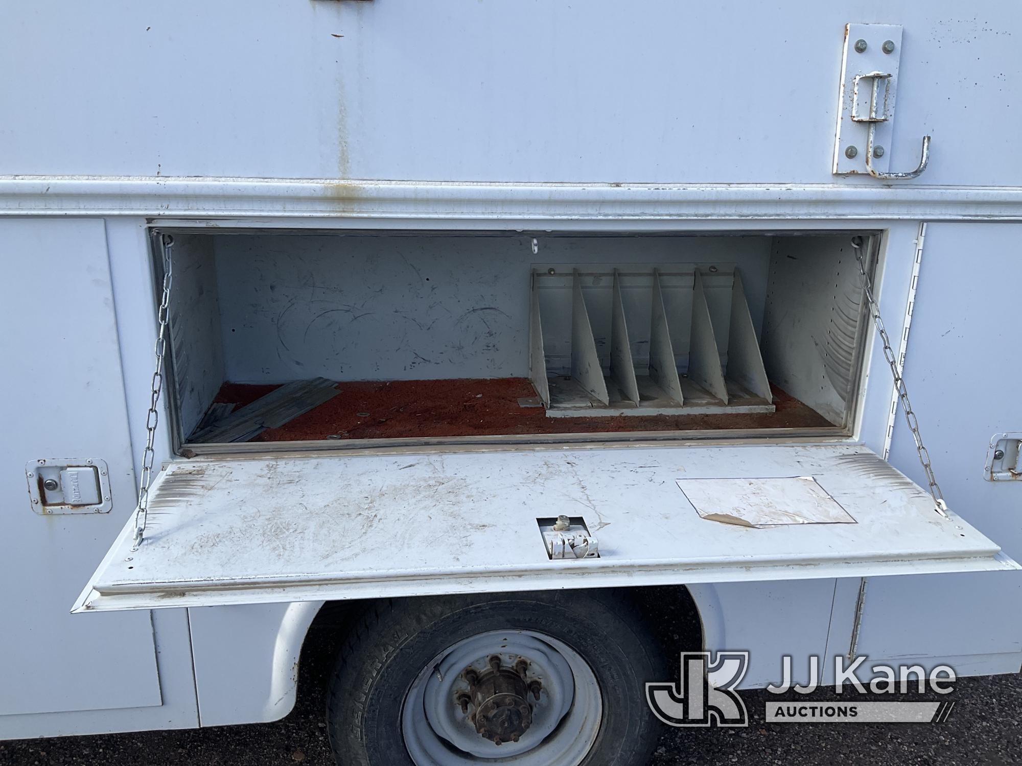 (Castle Rock, CO) 2001 Ford E350 Enclosed Service Van Runs & Moves