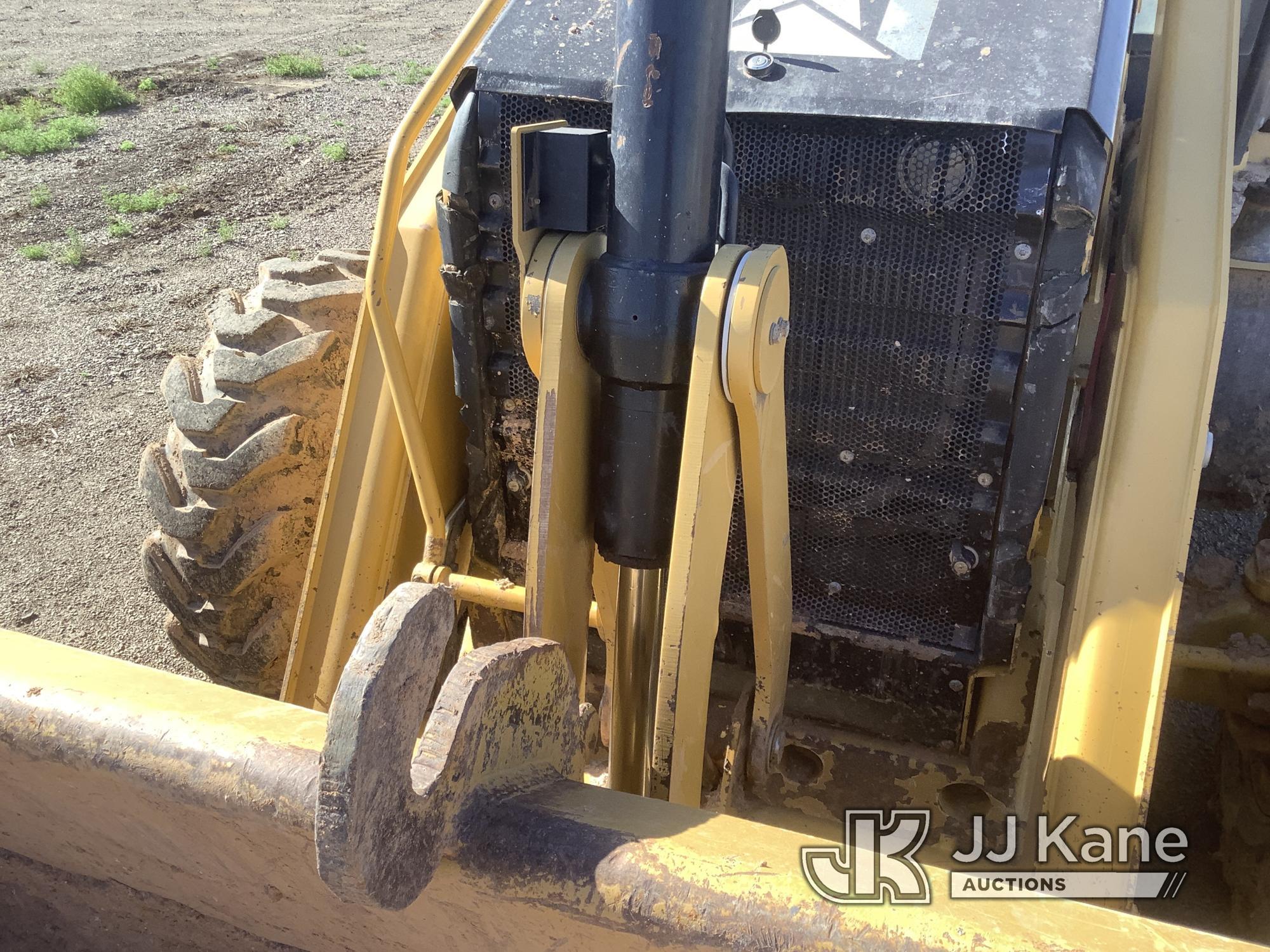 (Phoenix, AZ) 2015 Caterpillar 420F Tractor Loader Backhoe Runs, Moves, & Operates