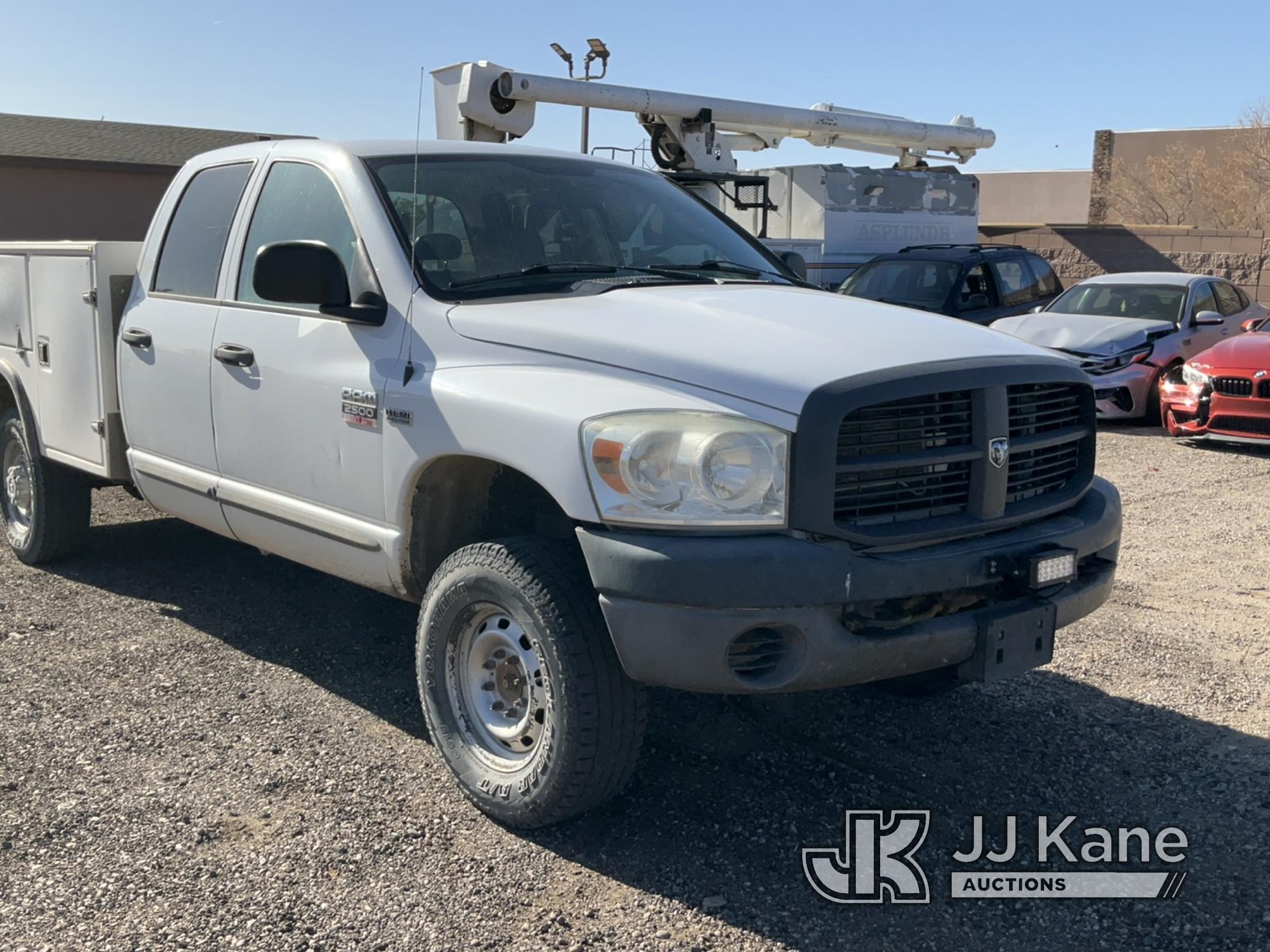 (Albuquerque, NM) 2009 Dodge RAM 2500 4x4 Crew-Cab Service Truck Runs Rough, Moves) (Seller States: