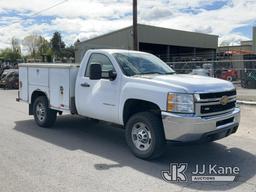 (Portland, OR) 2013 Chevrolet Silverado 2500HD 4x4 Service Truck Runs & Moves)(Some rust On Utility