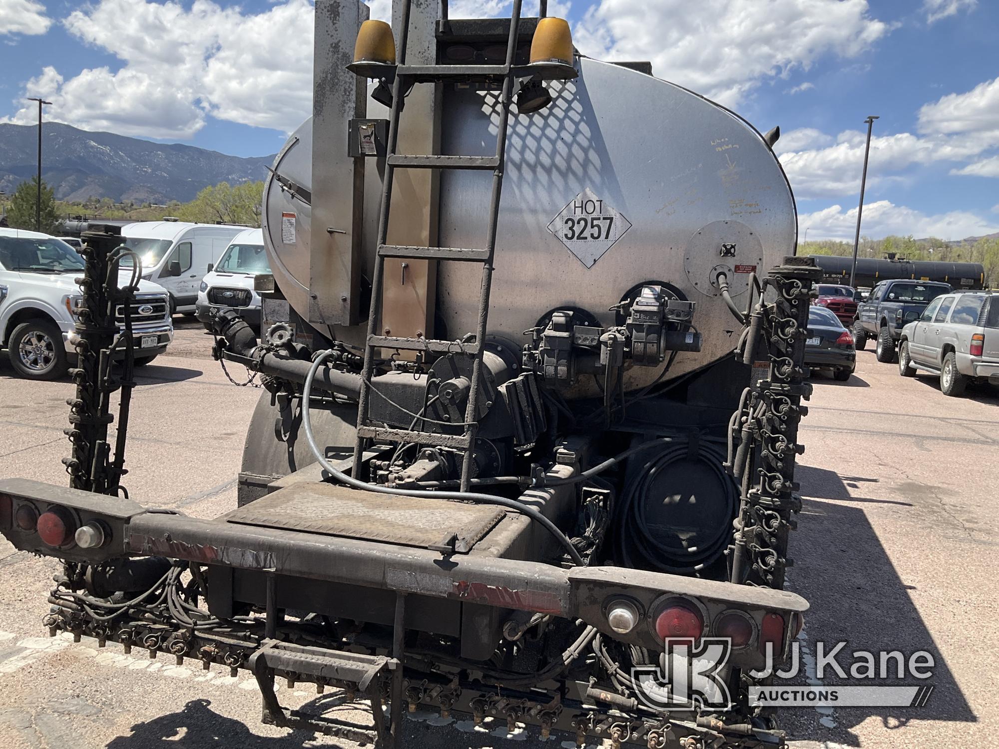 (Castle Rock, CO) 1999 Freightliner FL70 Flatbed/Tank Truck Runs, Moves & Operates.) (Seller States: