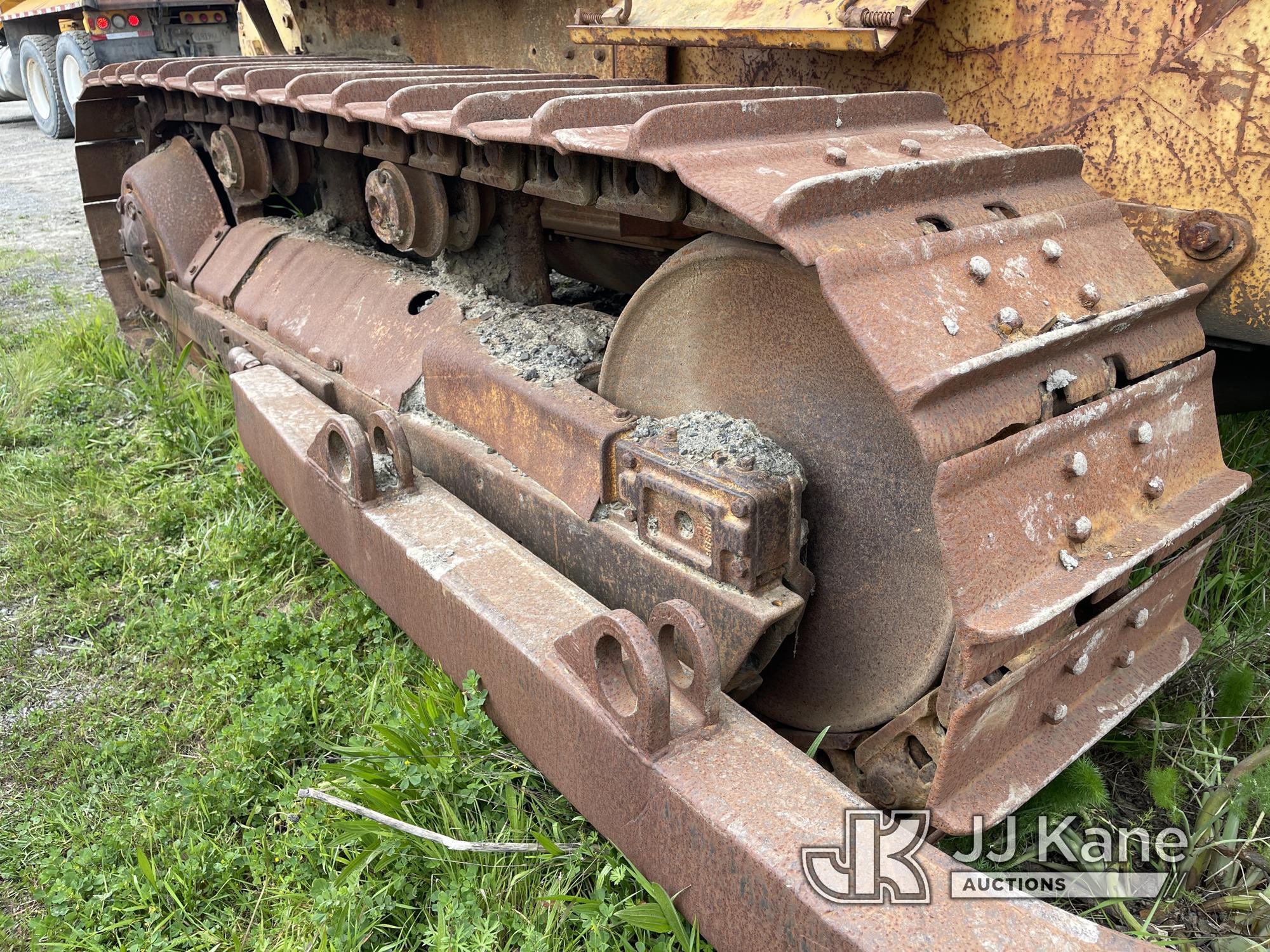 (Eureka, CA) 1965 Caterpillar D5 Crawler Tractor Runs & Operates) (Jump to Start, True Hours Unknown