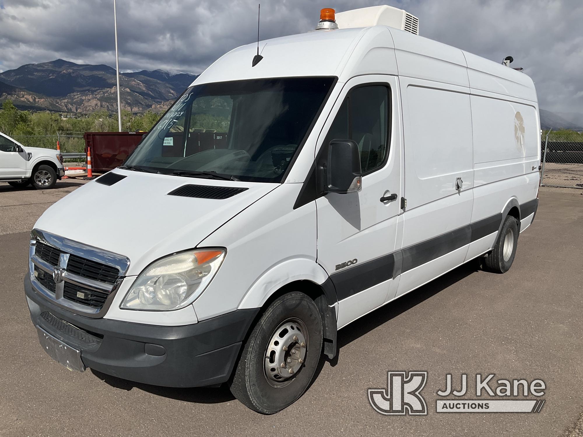 (Castle Rock, CO) 2008 Dodge Sprinter 3500 Cargo Van Runs, Moves & Operates) (Body Damage