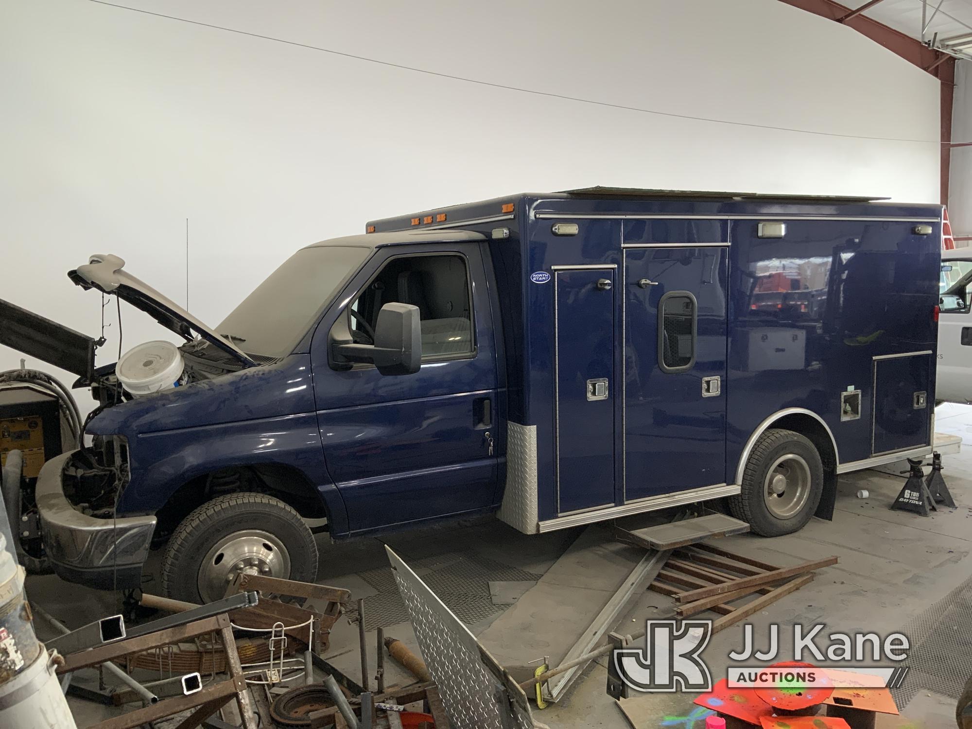 (Pasco, WA) 2010 Ford E350 Cutaway Ambulance Not Running, Condition Unknown