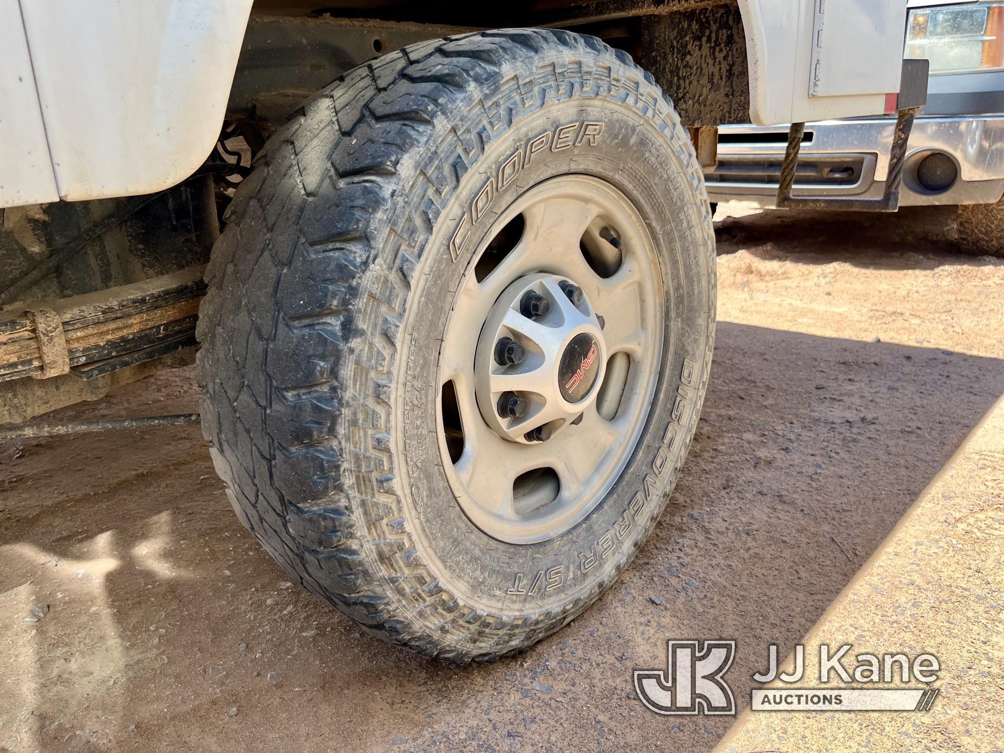 (Fort Defiance, AZ) 2016 GMC Sierra 2500HD 4x4 Extended-Cab Utility Truck, SCHEDULED LOAD-OUT on JUN