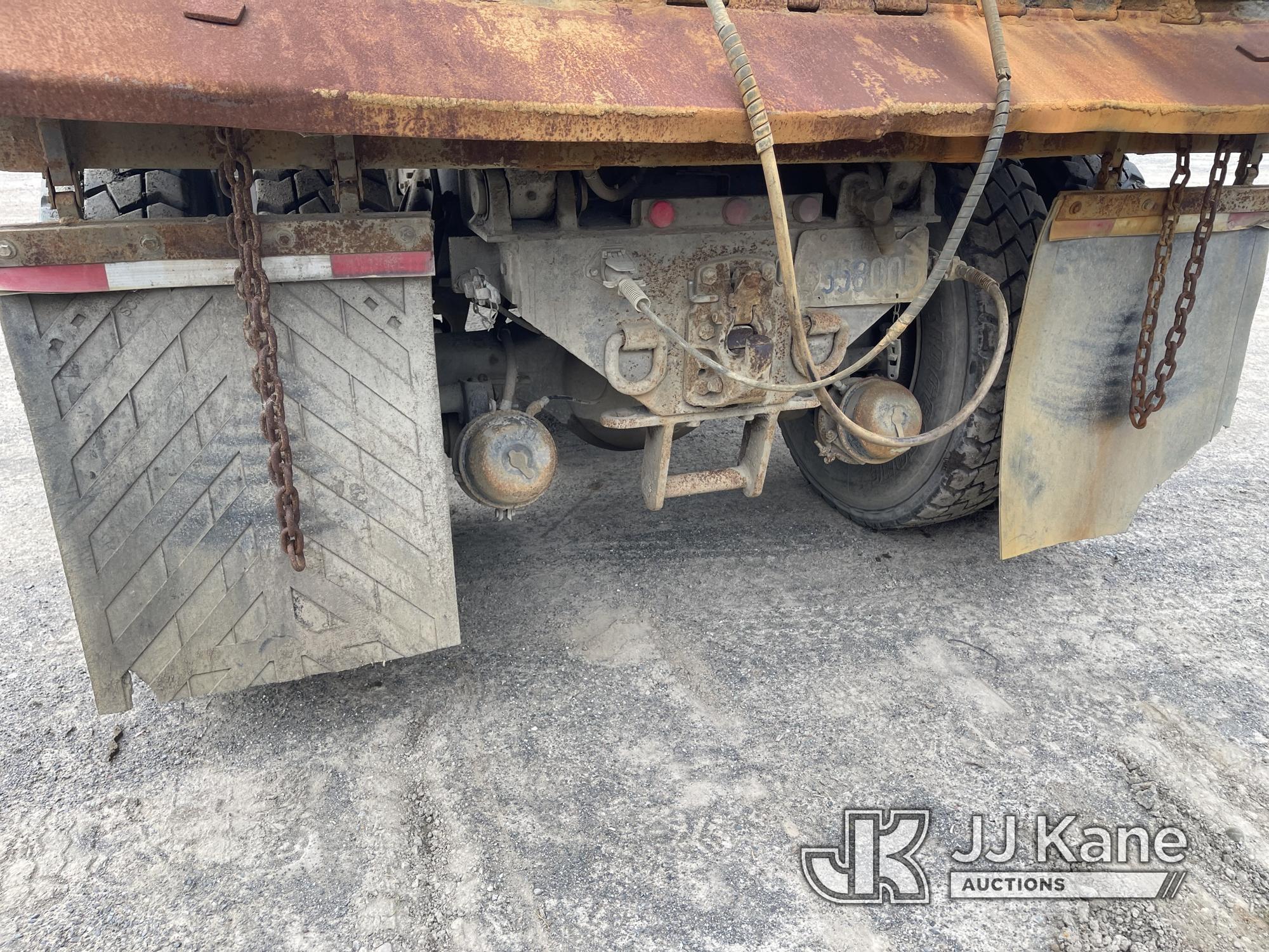 (Eureka, CA) 1995 International 9200 T/A Dump Truck, Tank in Dump Bed NOT Included Runs & Operates