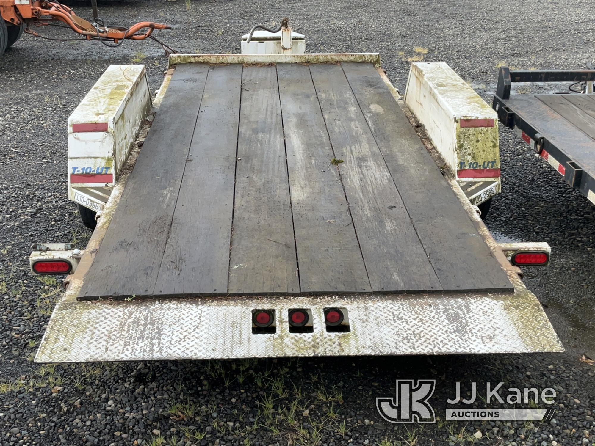 (Portland, OR) 2006 Trailmax T-10-UT T/A Tilt Bed Tagalong Equipment Trailer Towable & Tilt Operates