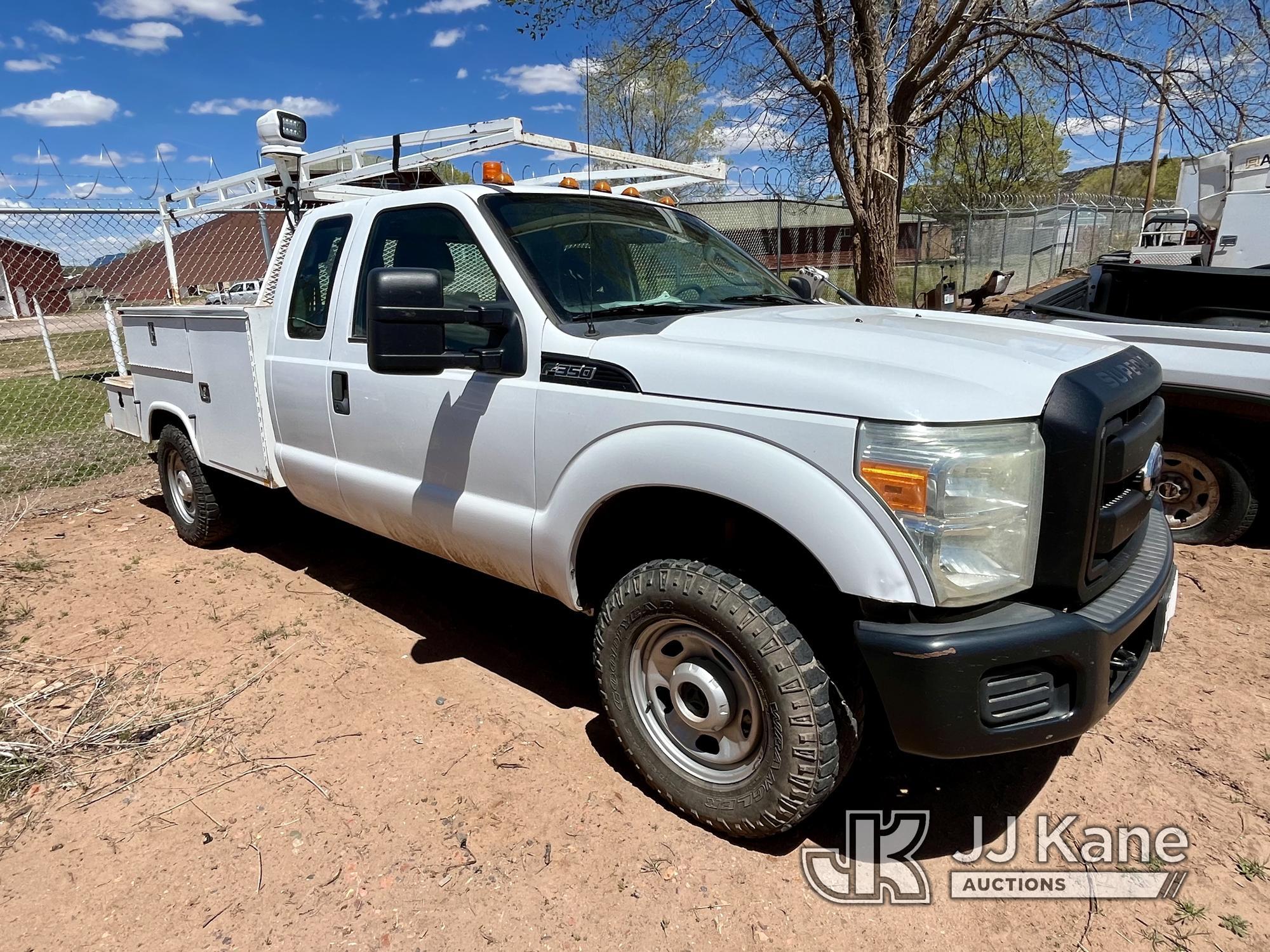 (Fort Defiance, AZ) 2011 Ford F350 4x4 Extended-Cab Service Truck, SCHEDULED LOAD-OUT on JUNE 5th-6t