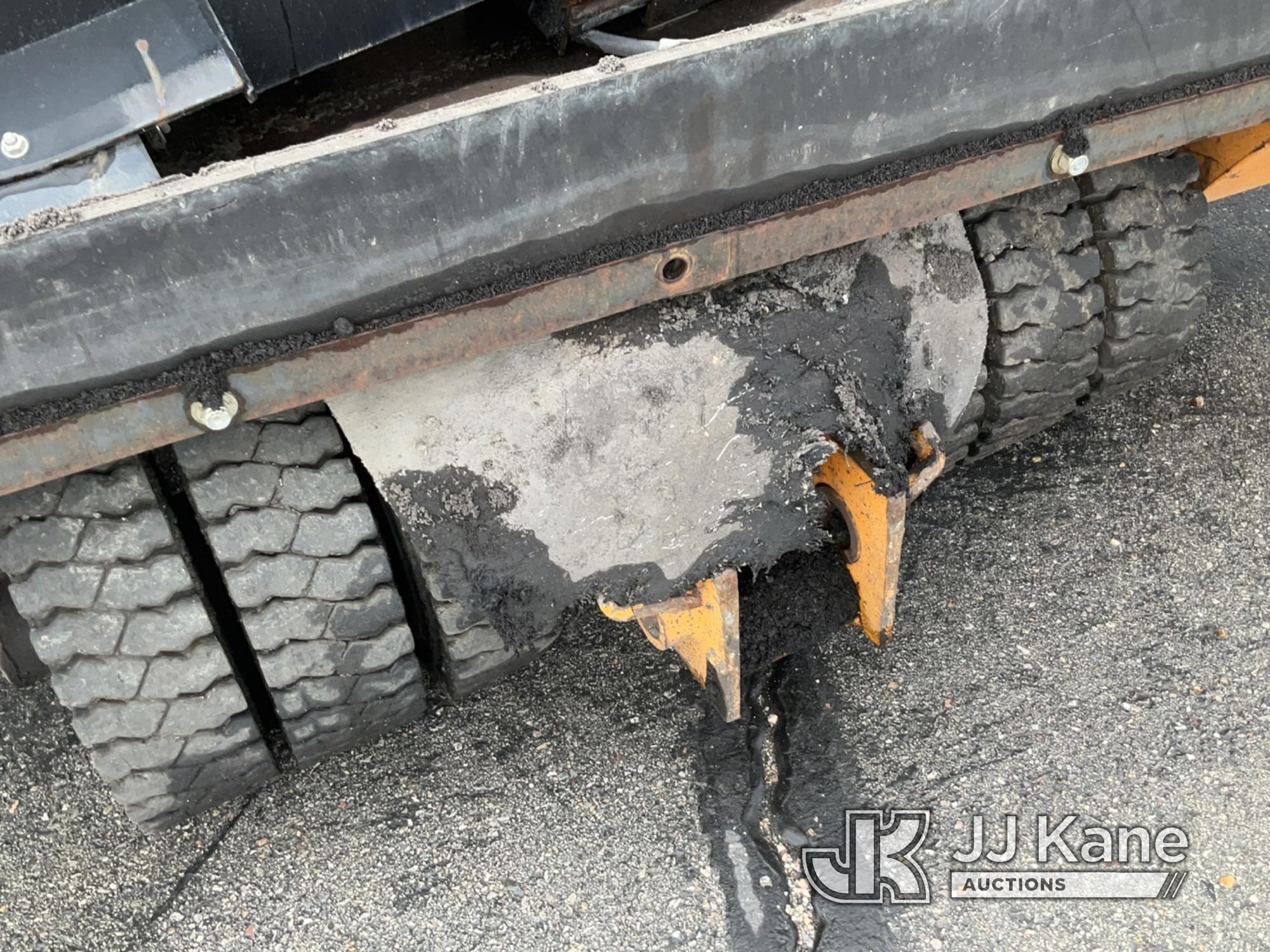 (Salt Lake City, UT) 2011 Leeboy 1200S Asphalt Paver Runs & Moves