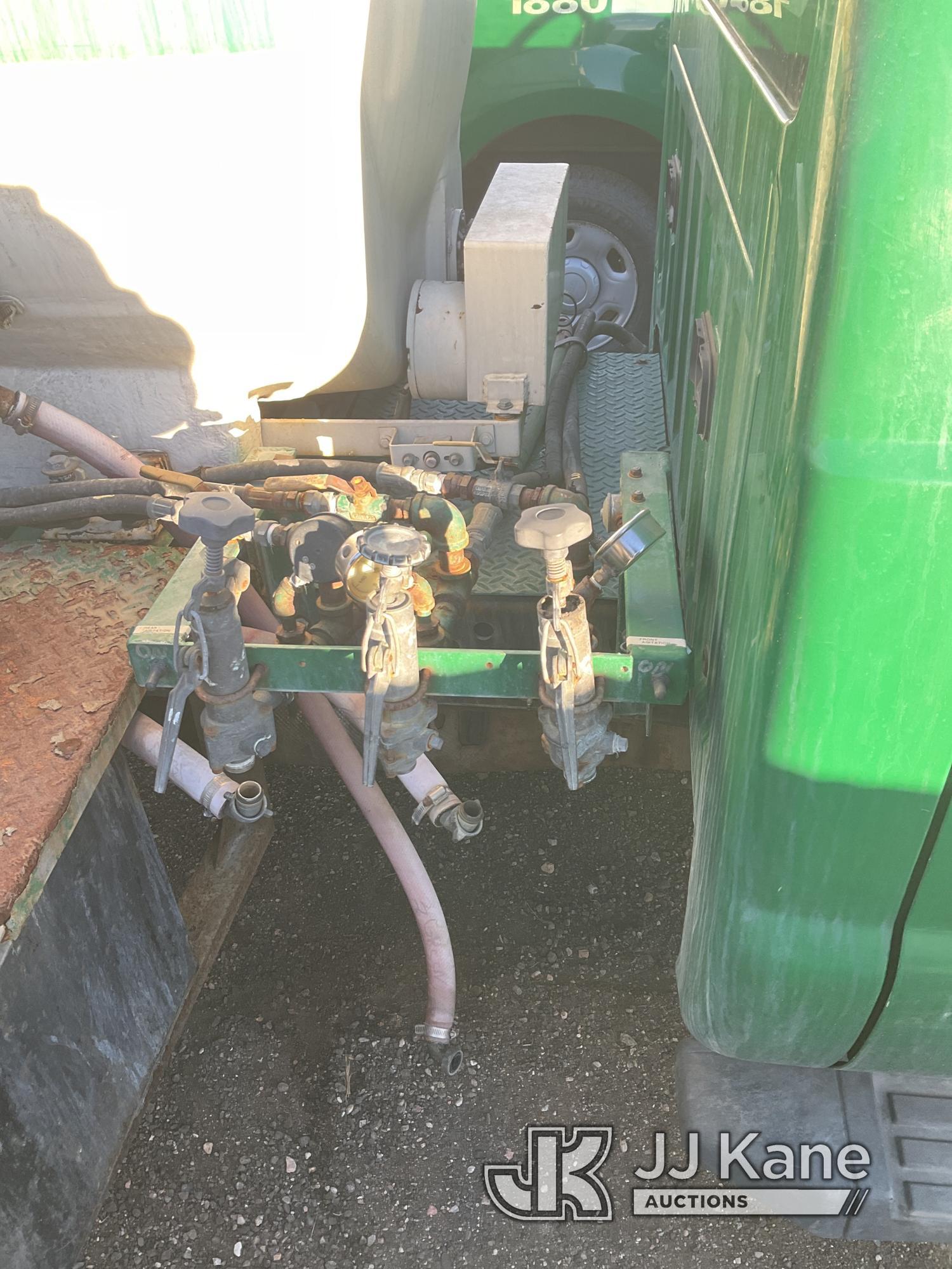 (Keenesburg, CO) 2012 Ford F550 Spray Truck Not Running, Condition Unknown, No Batteries