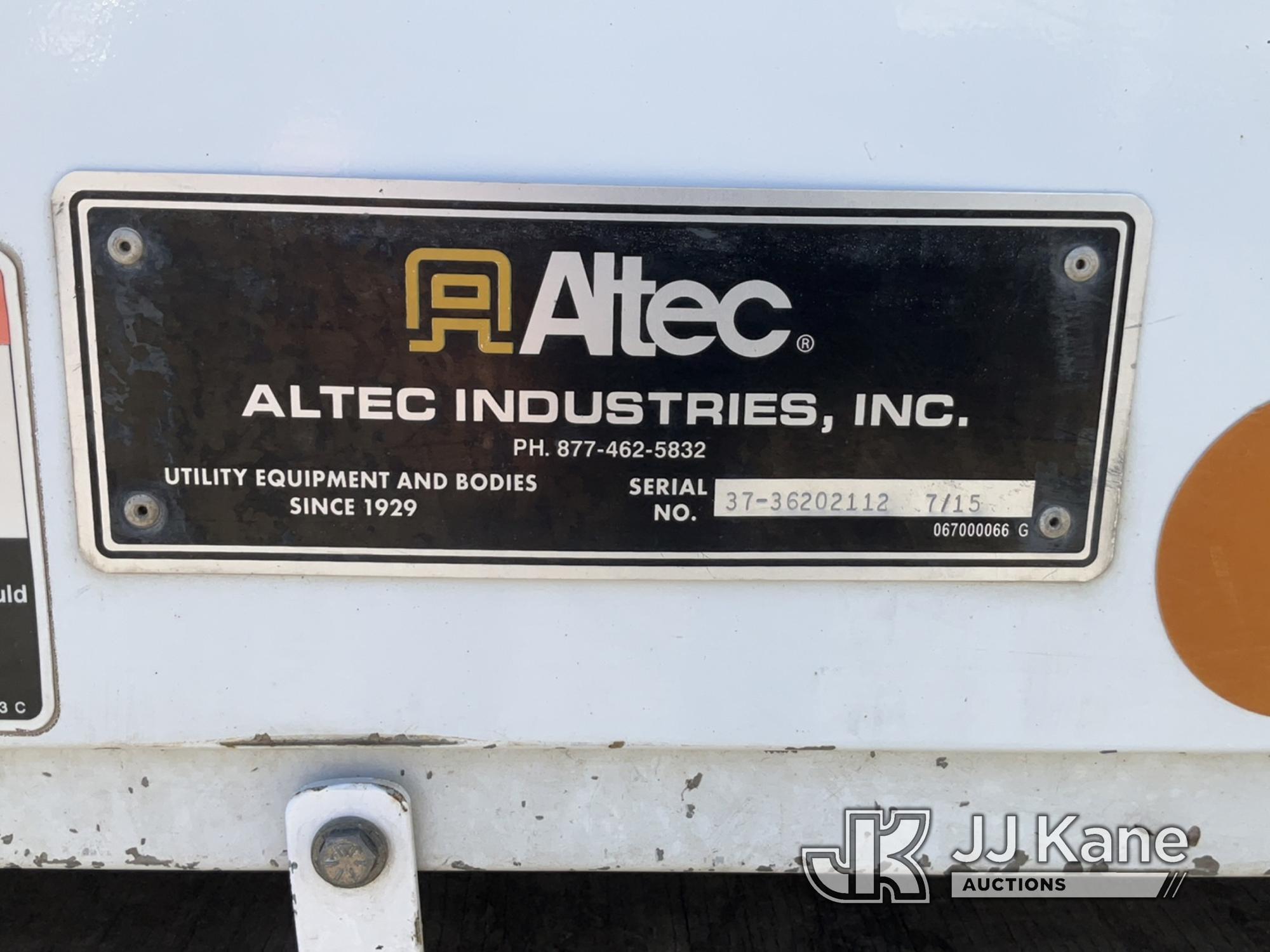 (Portland, OR) Altec AN67-E100, Articulating & Telescopic Material Handling Elevator Bucket Truck re