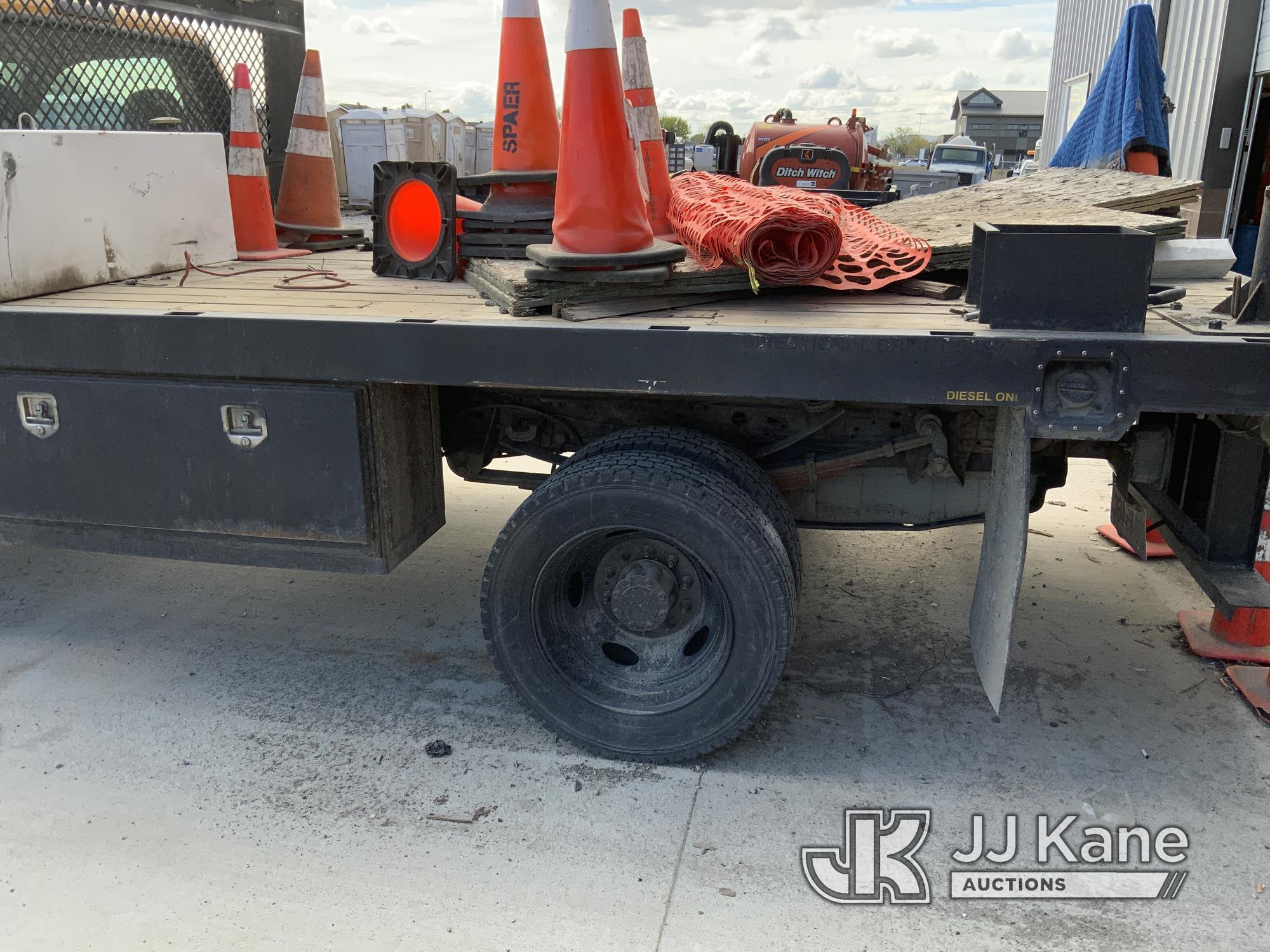 (Pasco, WA) 2007 Ford F550 Flatbed Truck Not Running, Condition Unknown