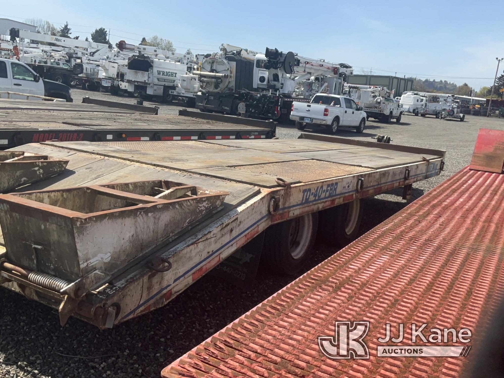 (Portland, OR) 2002 Trailermax TD 40 FBR T/A Tagalong Equipment Trailer Towable