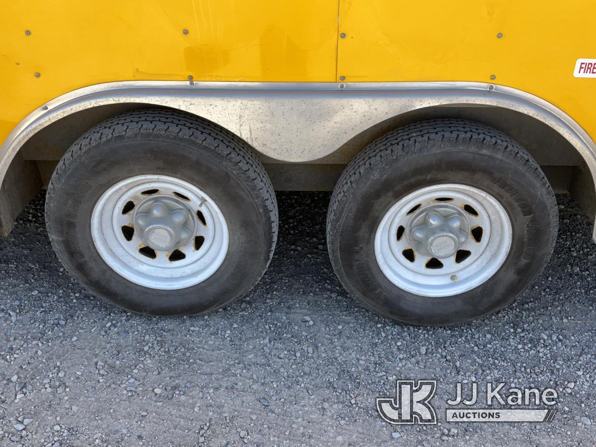 (McCarran, NV) 2006 Haulmark T/A Enclosed Cargo Trailer Minor Wear, Minor Rust Damage