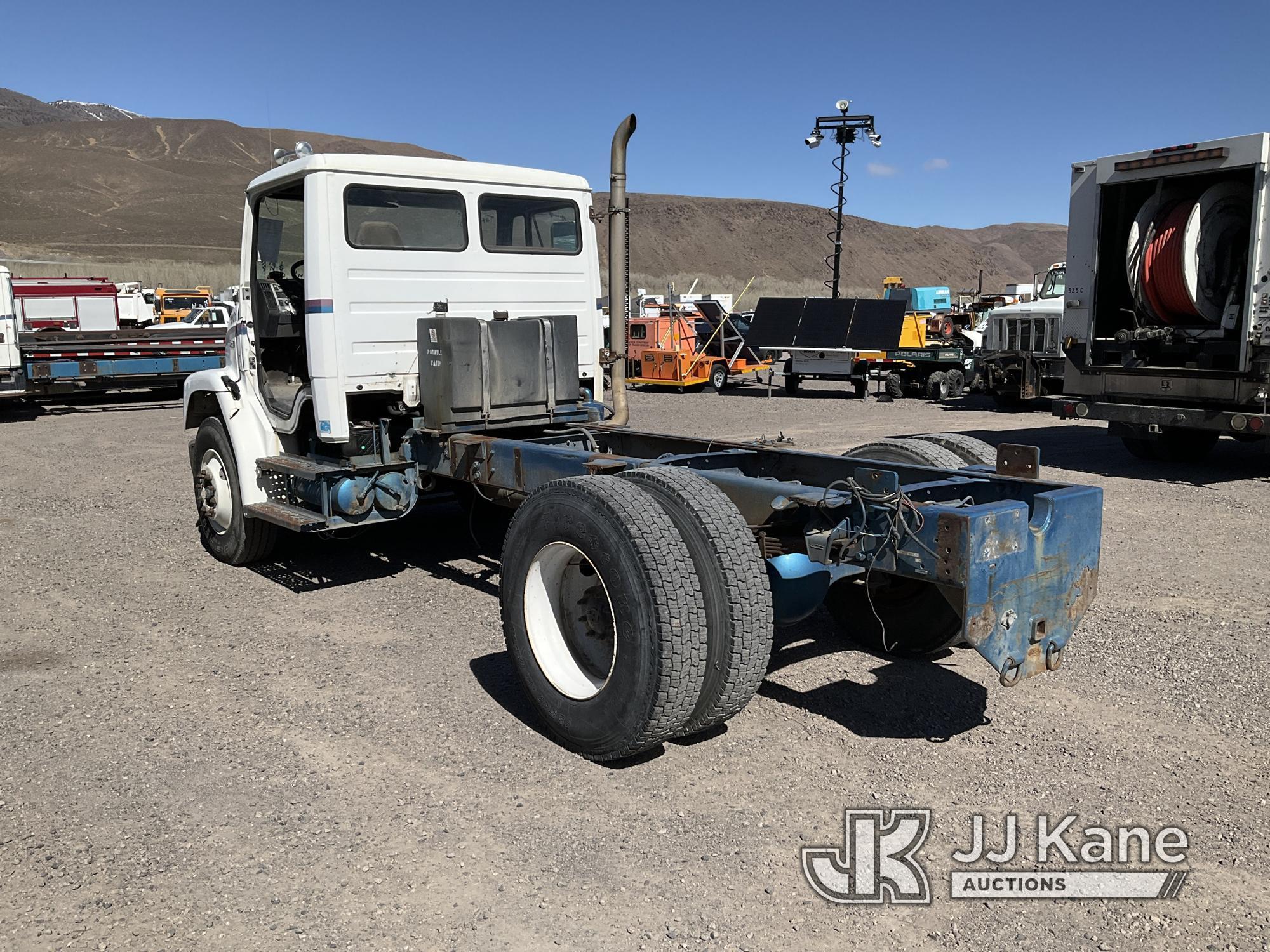 (McCarran, NV) 2001 Freightliner FL70 Cab & Chassis, Taxable, Missing Drivers Door Located In Reno N