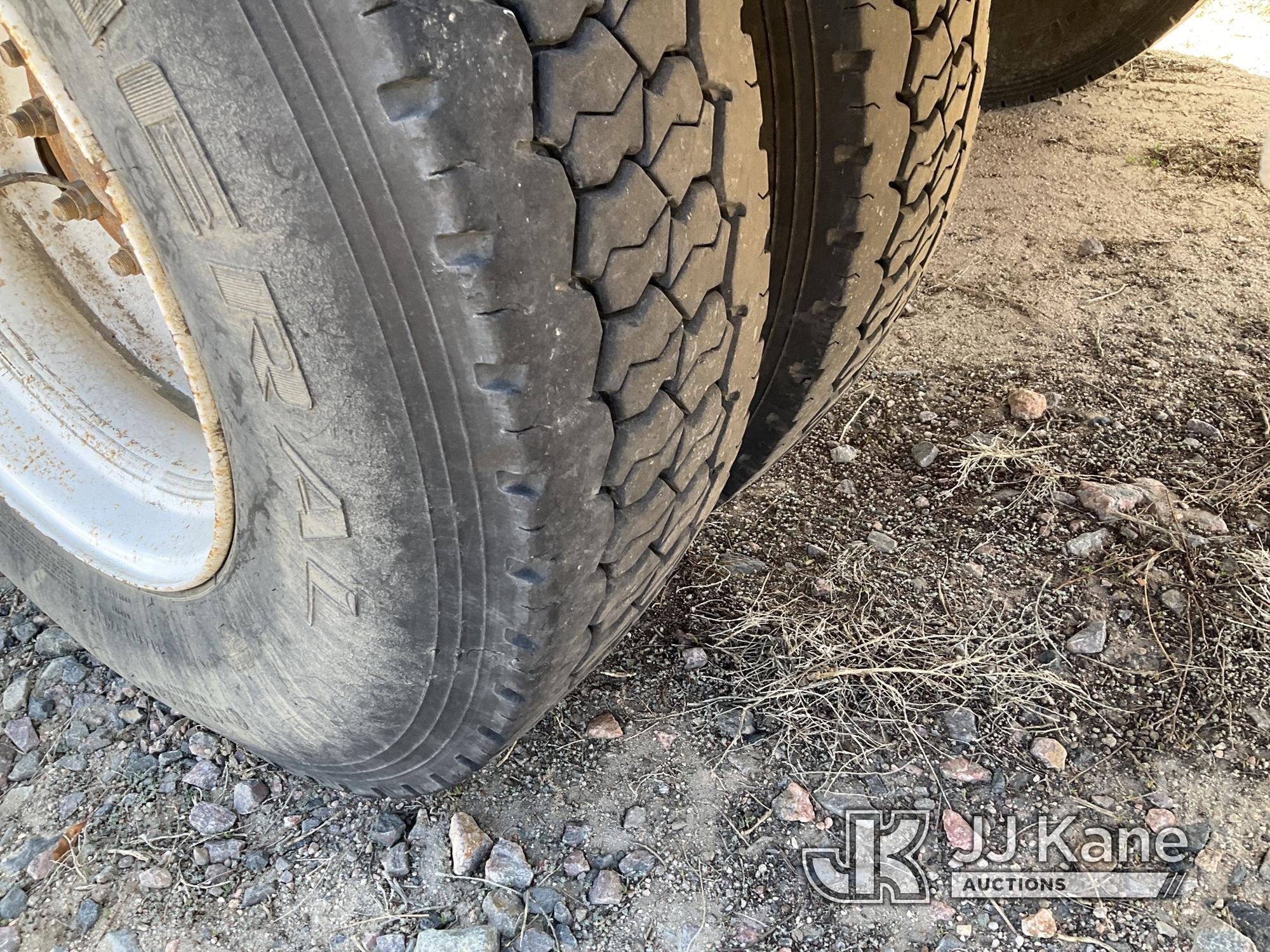 (Franktown, CO) Altec AA755-MH, Material Handling Bucket Truck rear mounted on 2003 International 44