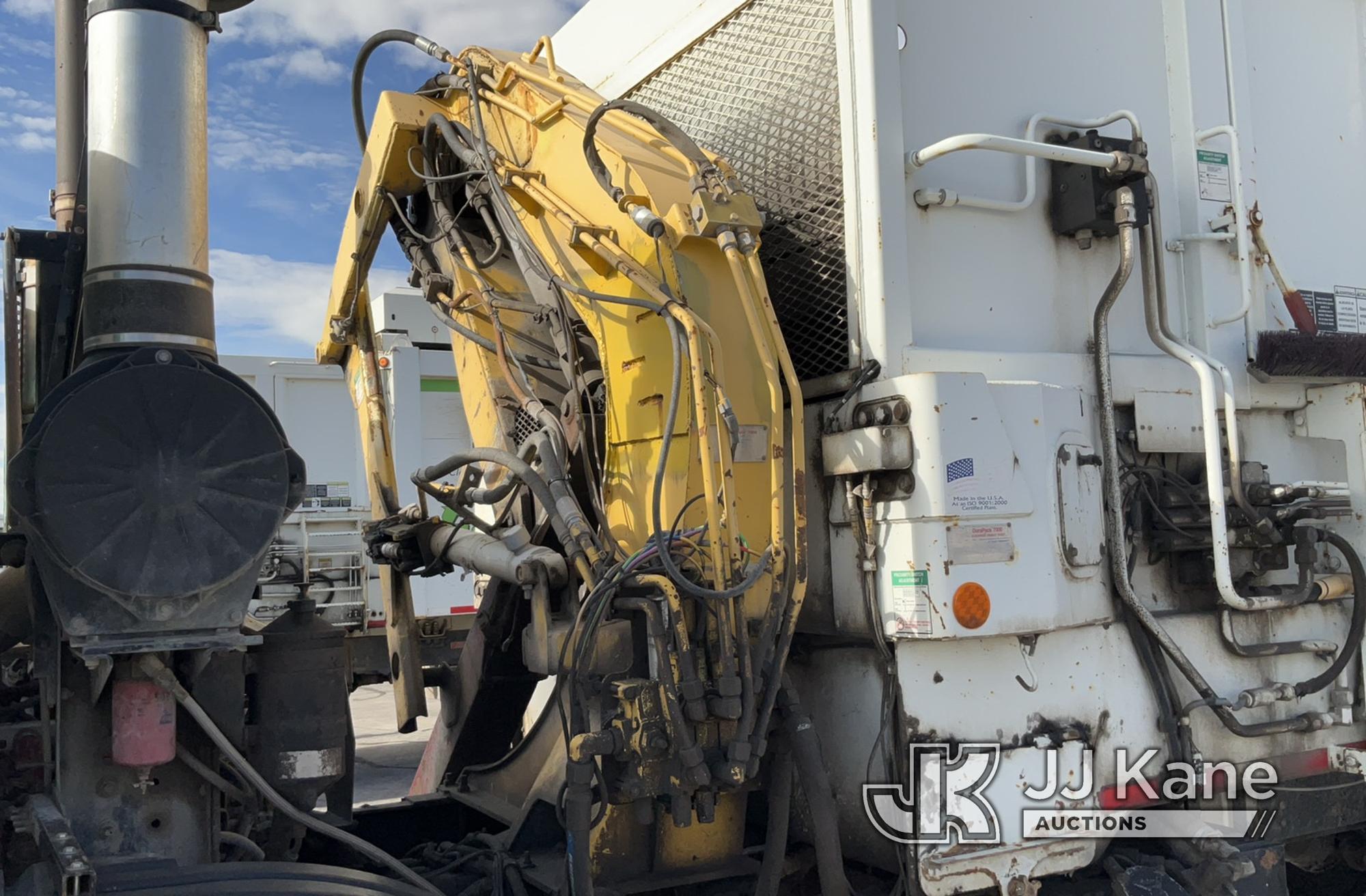 (Salt Lake City, UT) 2009 Autocar Xpeditor T/A Side Load Garbage/Compactor Truck Runs & Moves