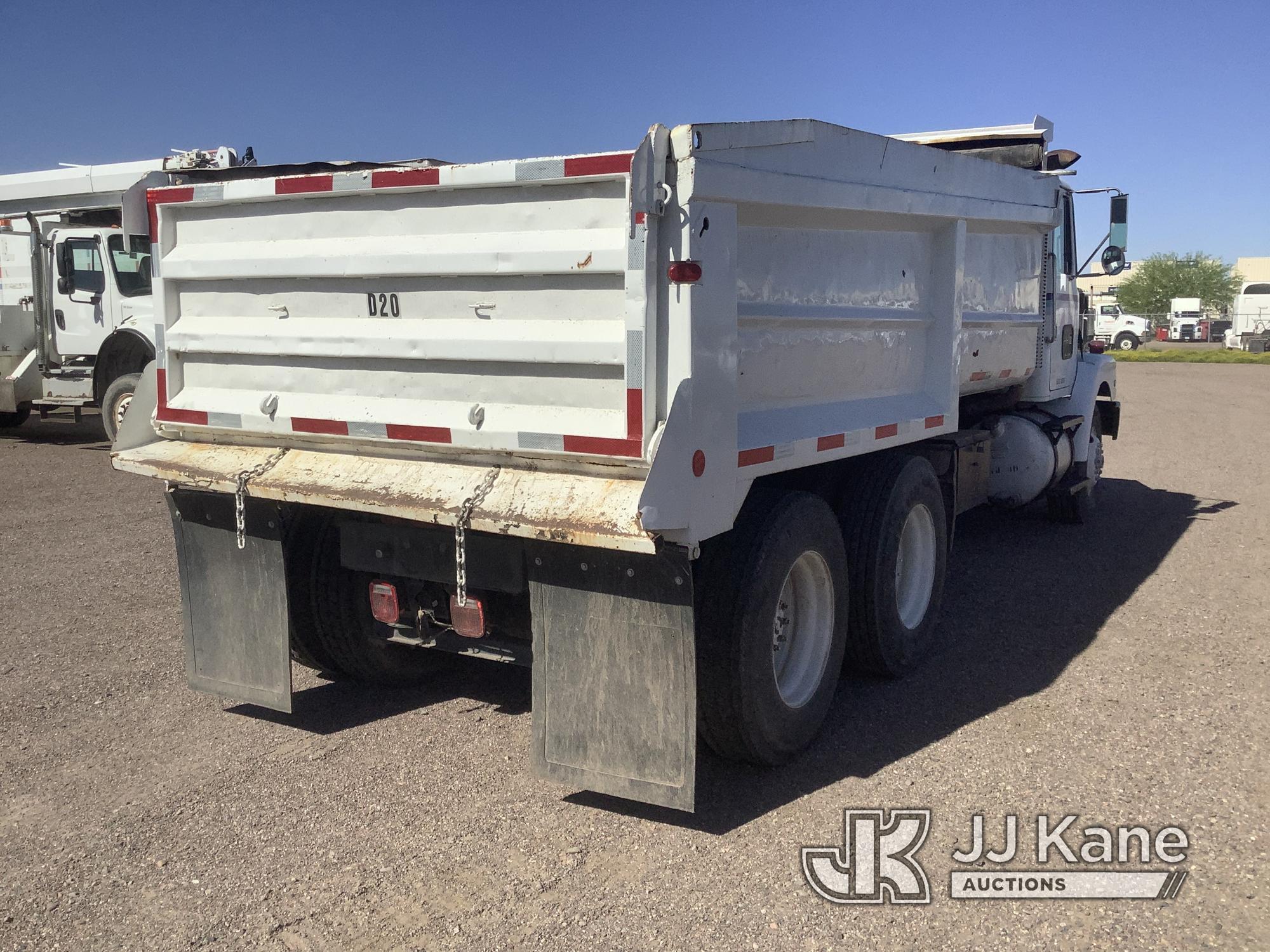 (Phoenix, AZ) 1990 WhiteGMC WG T/A Dump Truck Runs & Moves, Upper Operates