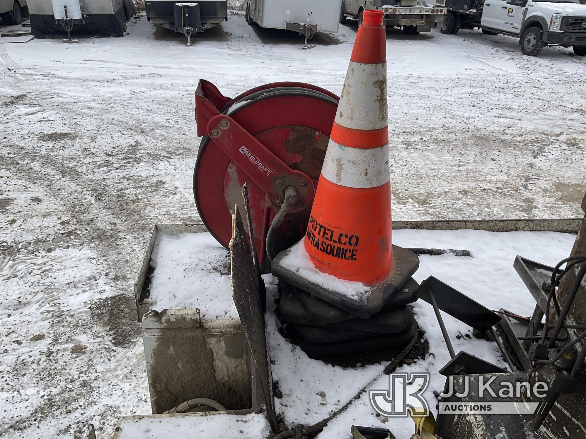 (Laurel, MT) Telelect General, Digger Derrick rear mounted on 2015 Freightliner 108SD 6x6 Flatbed/Ut