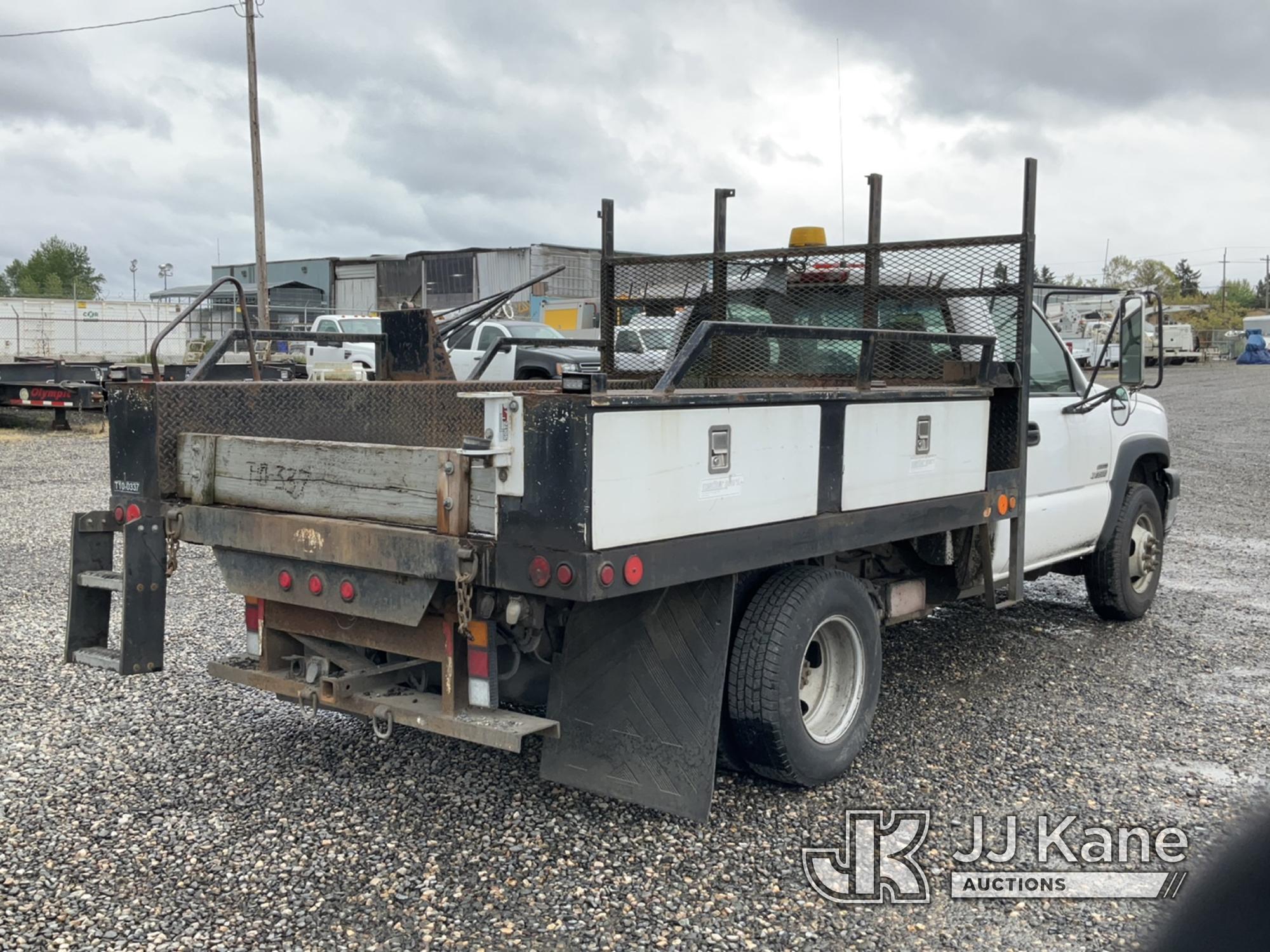 (Portland, OR) 2006 Chevrolet Silverado 3500 Dump Flatbed Truck Runs, Moves & Operates) (Paint Damag