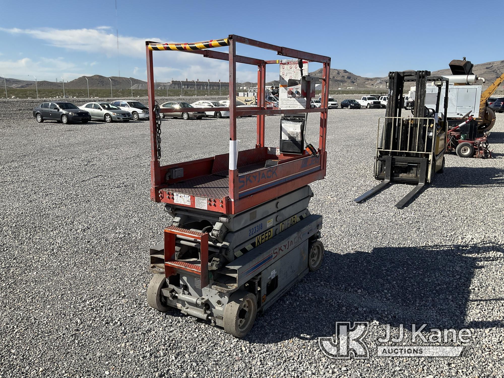 (Las Vegas, NV) 1998 SkyJack SJIII-3219 Self-Propelled Scissor Lift, 19 Ft. Platform Height Runs & M