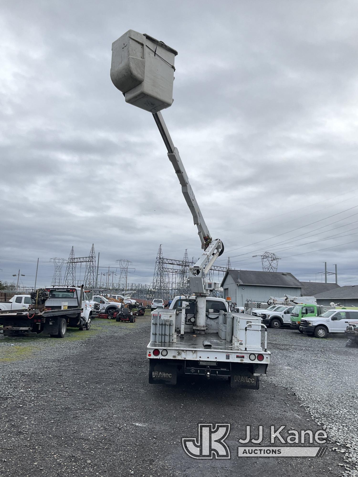 (Tacoma, WA) Altec AT37G, Articulating & Telescopic Bucket Truck mounted behind cab on 2015 Ford F55