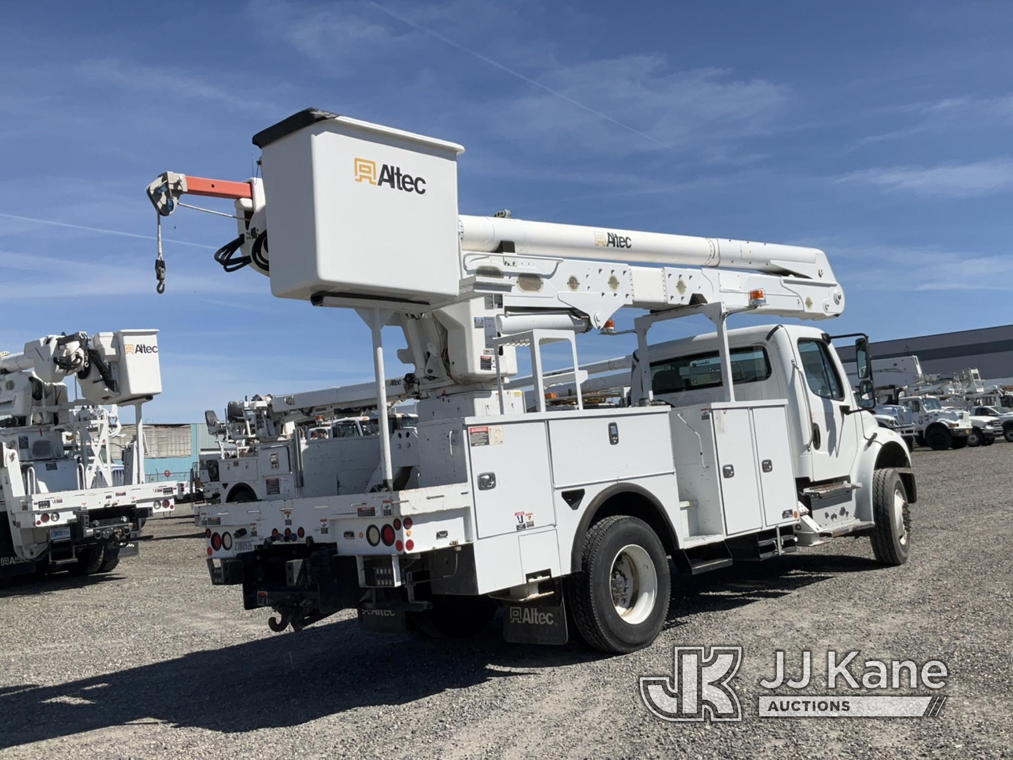 (Portland, OR) Altec AA55, Material Handling Bucket Truck rear mounted on 2015 Freightliner M2 106 4