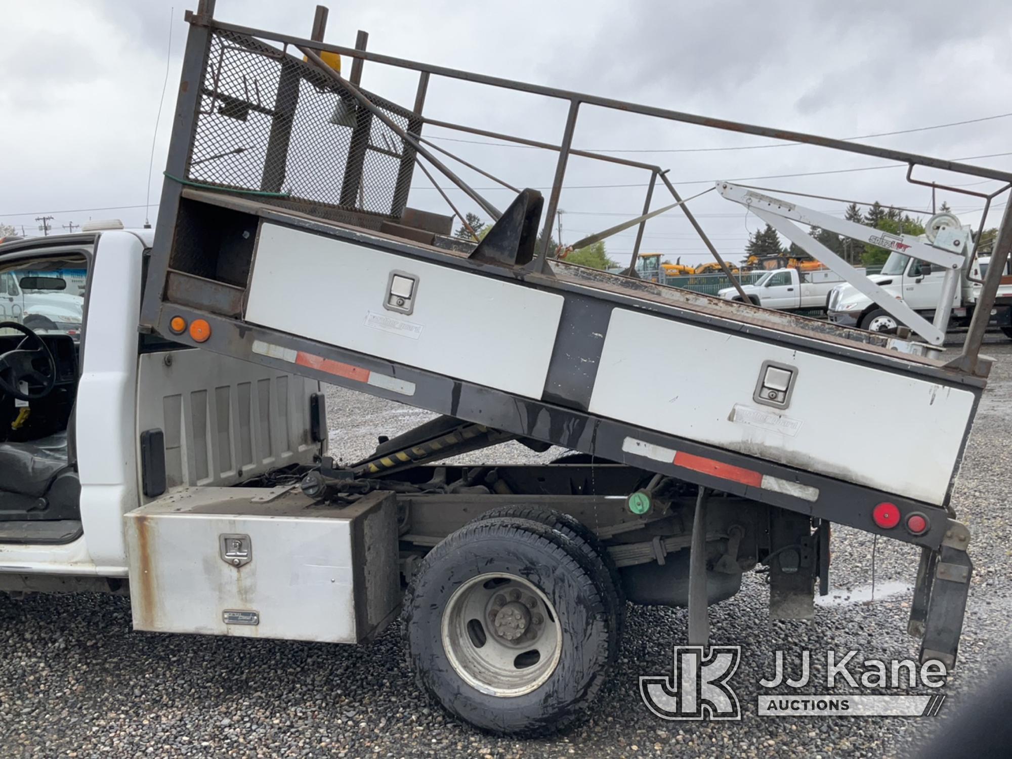 (Portland, OR) 2006 Chevrolet Silverado 3500 Dump Flatbed Truck Runs, Moves & Operates)( Check Engin