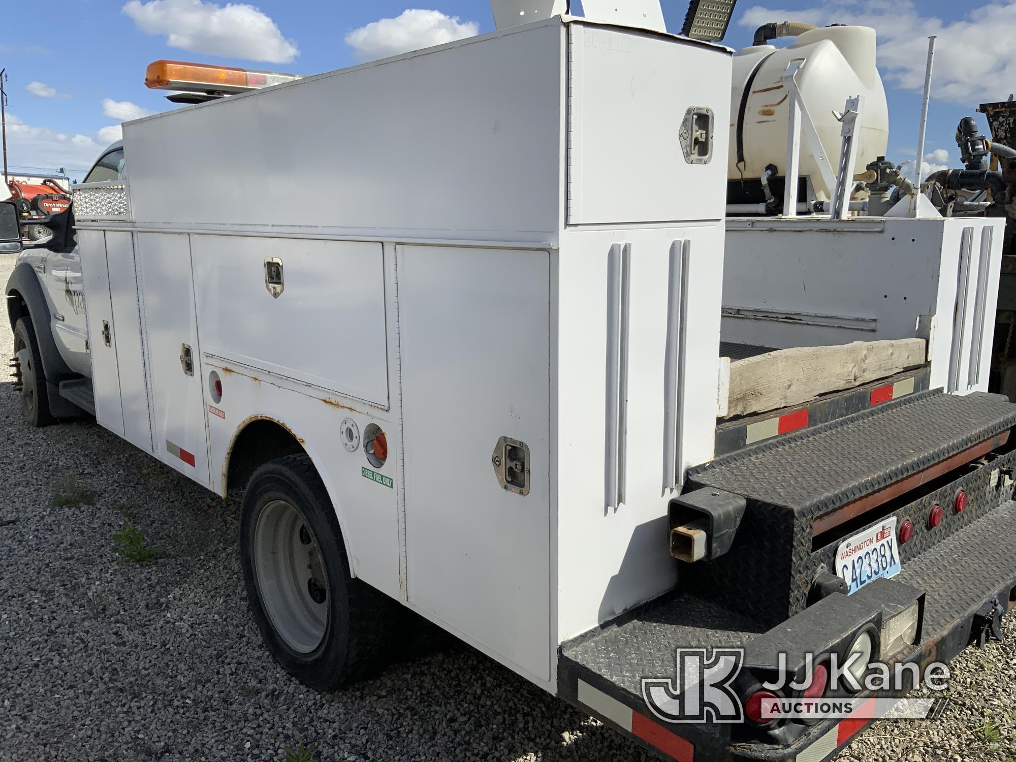 (Pasco, WA) 2006 Ford F550 Service Truck Not Running, Condition unknown