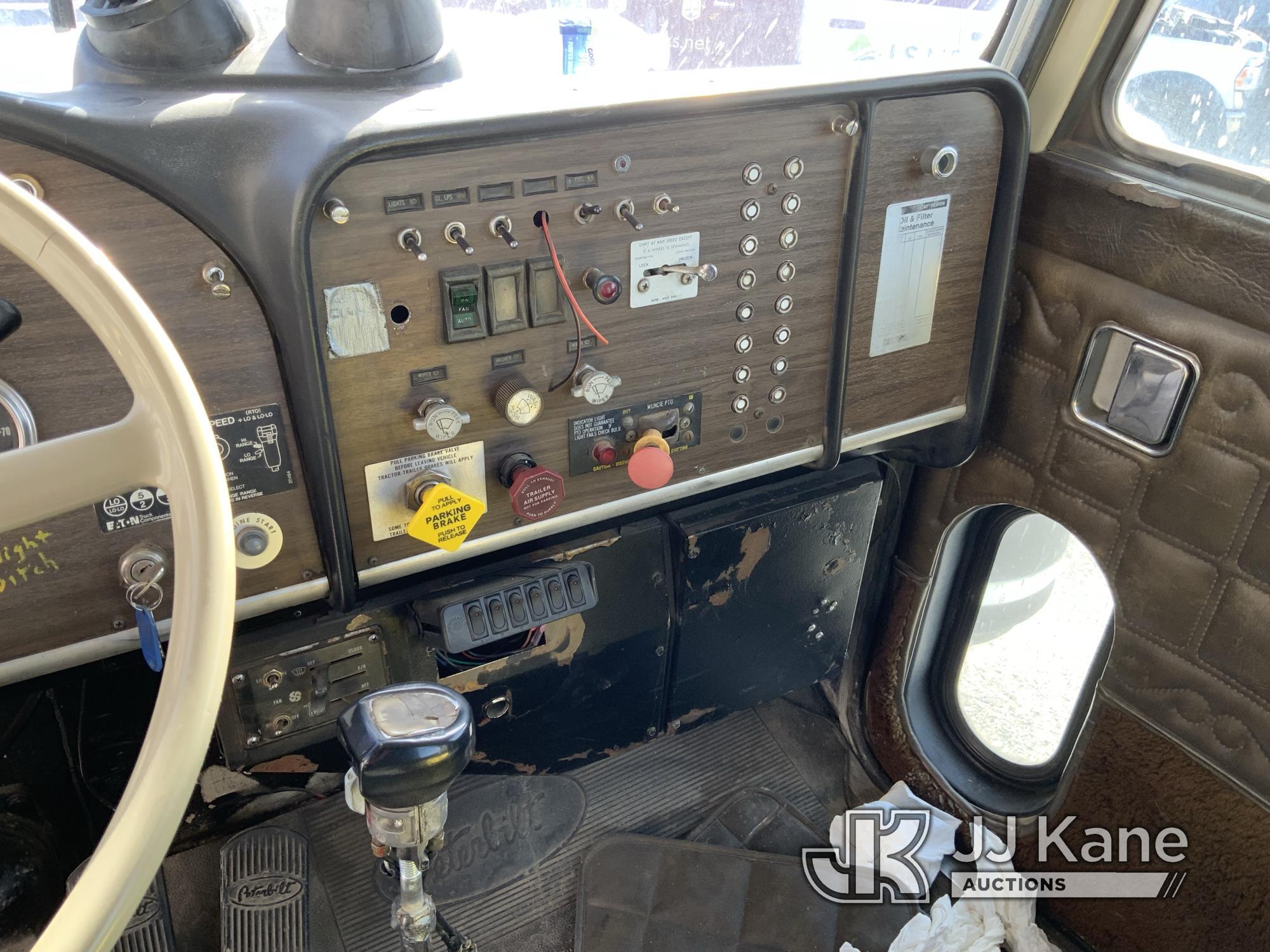 (Pasco, WA) 1986 Peterbilt 340 T/A Truck Tractor Runs & Moves