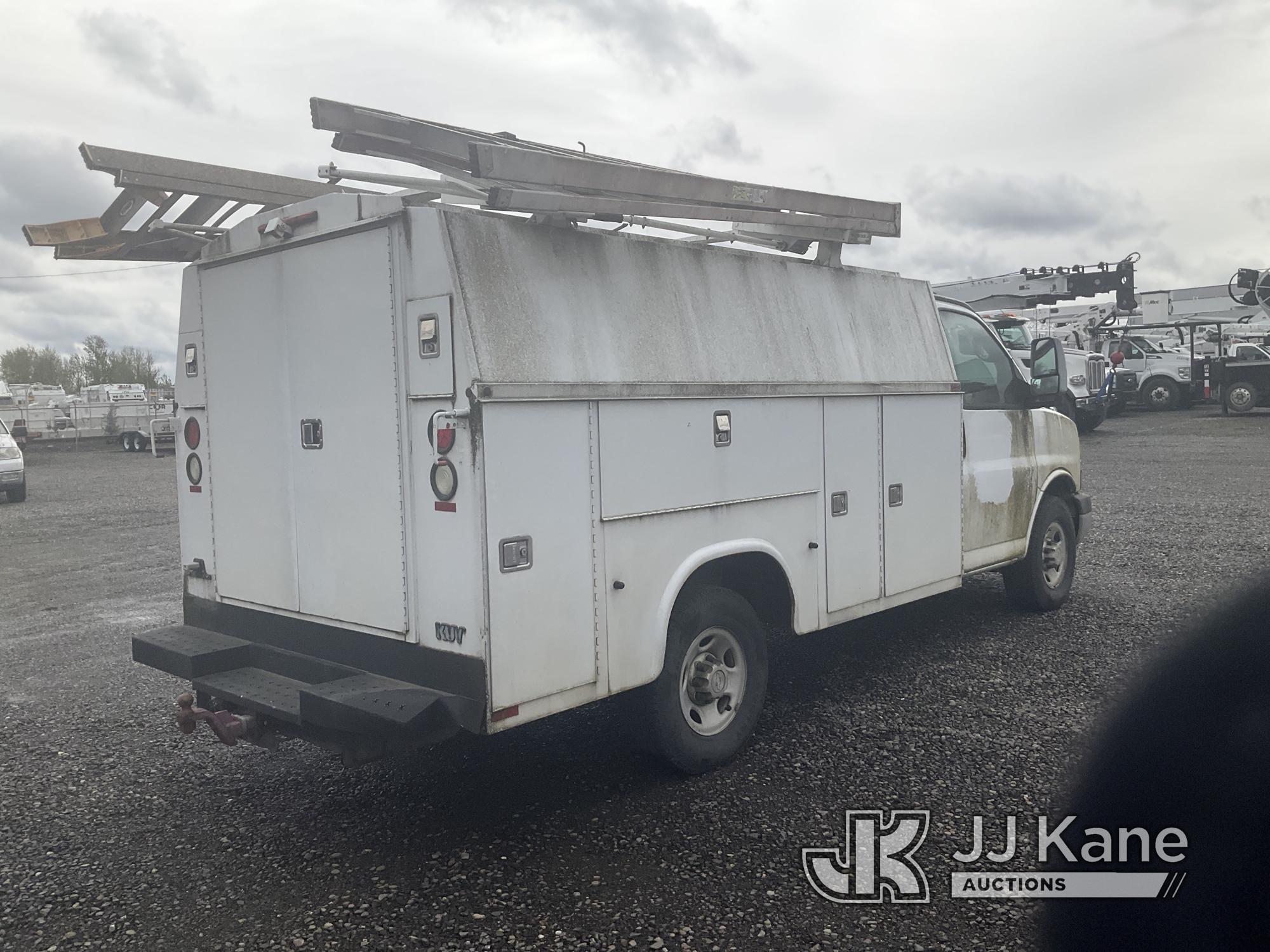 (Portland, OR) 2013 Chevrolet Express G3500 Enclosed Service Van Runs & Moves)(Jump to Start, Check