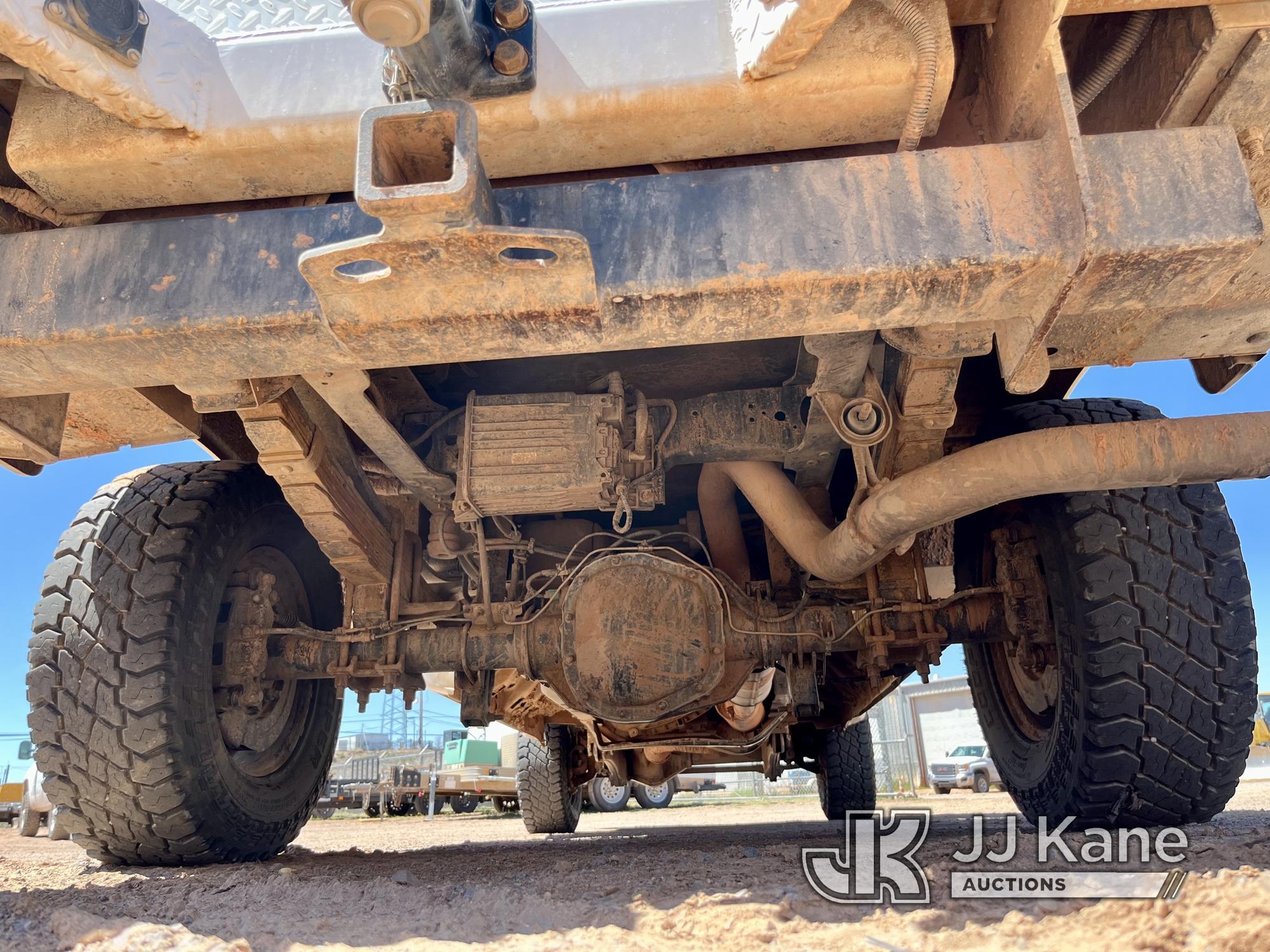 (Fort Defiance, AZ) 2015 Ford F350 4x4 Extended-Cab Service Truck, SCHEDULED LOAD-OUT on JUNE 5th-6t