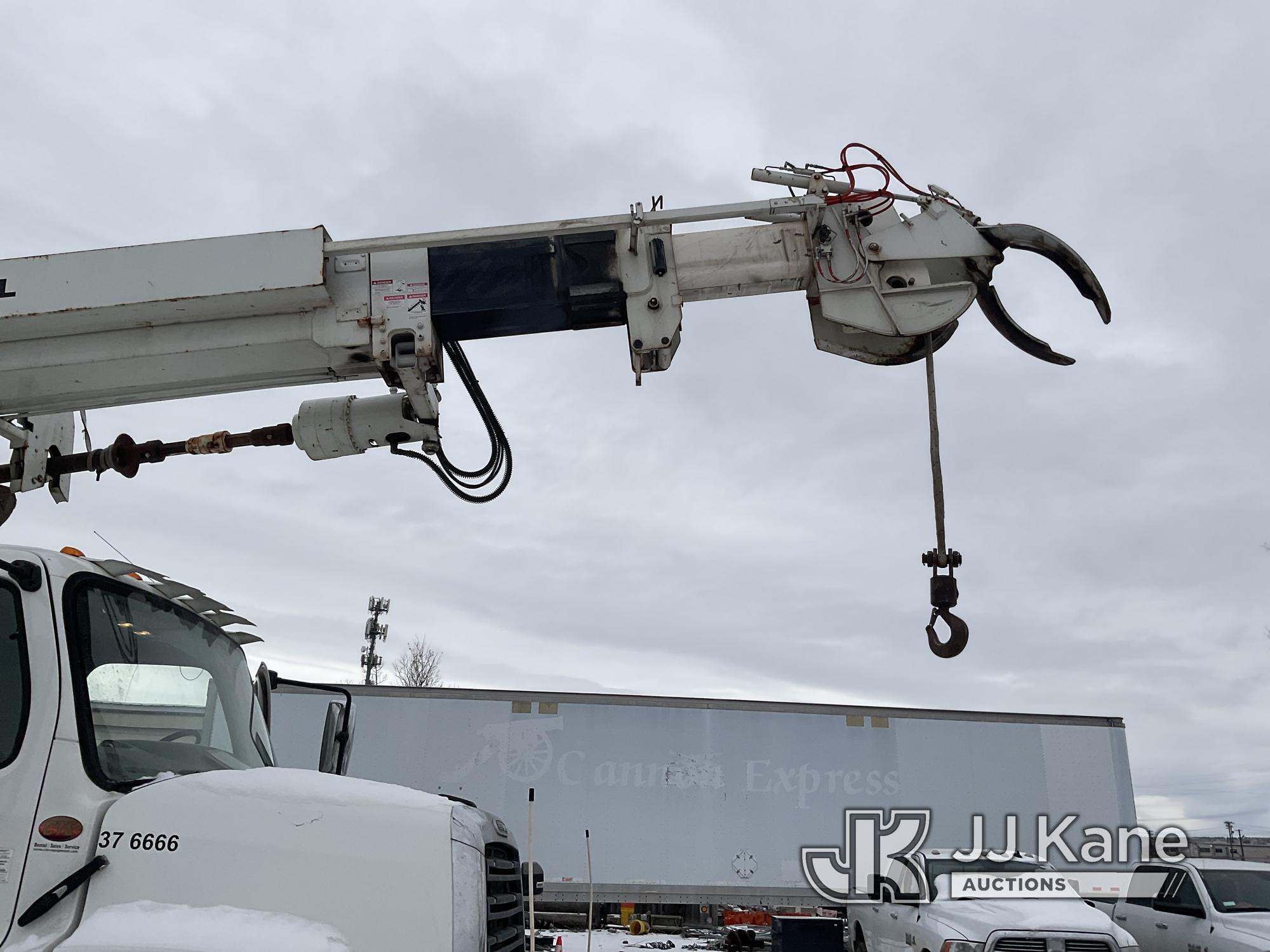 (Laurel, MT) Telelect General, Digger Derrick rear mounted on 2015 Freightliner 108SD 6x6 Flatbed/Ut