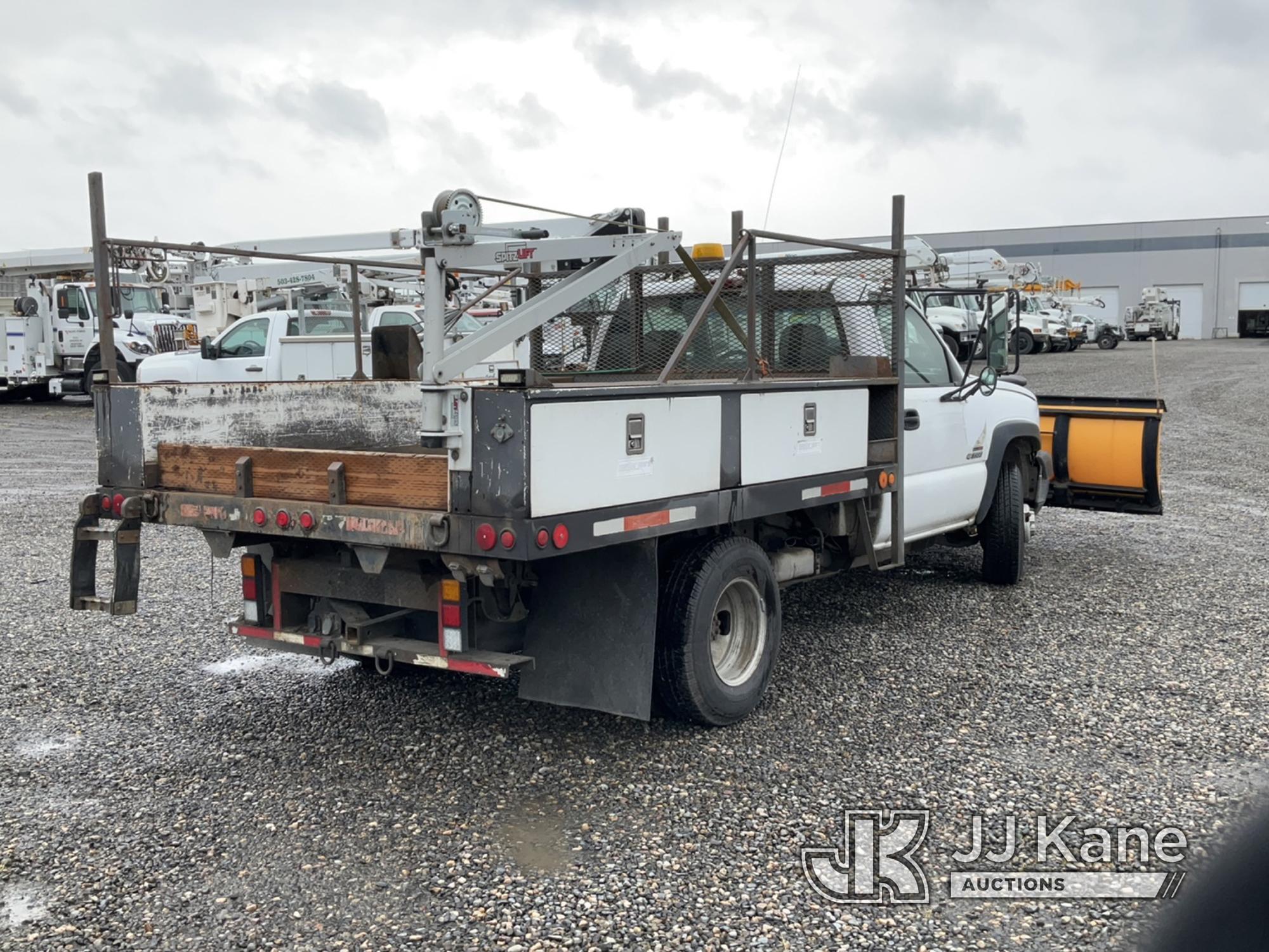 (Portland, OR) 2006 Chevrolet Silverado 3500 Dump Flatbed Truck Runs, Moves & Operates)( Check Engin