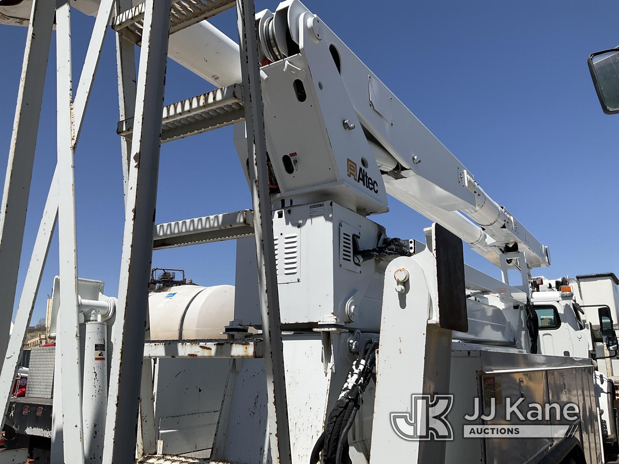 (Castle Rock, CO) Altec AM900-E100, Articulating & Telescopic Material Handling Elevator Bucket Truc