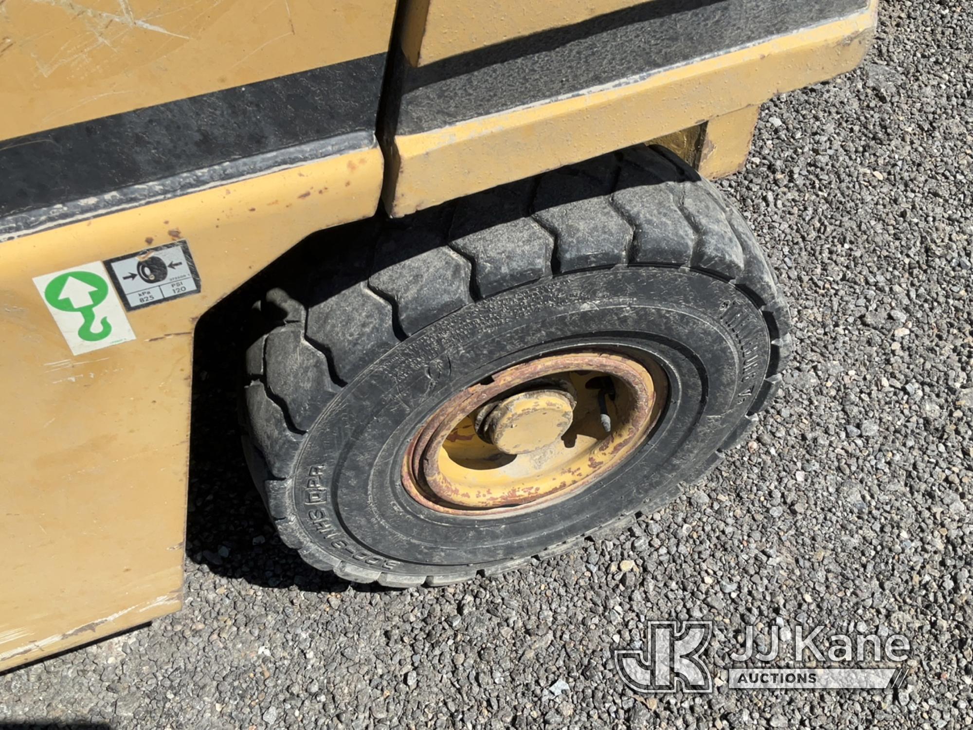 (Salt Lake City, UT) Caterpillar VC60D Forklift Cranks, Will Not Start