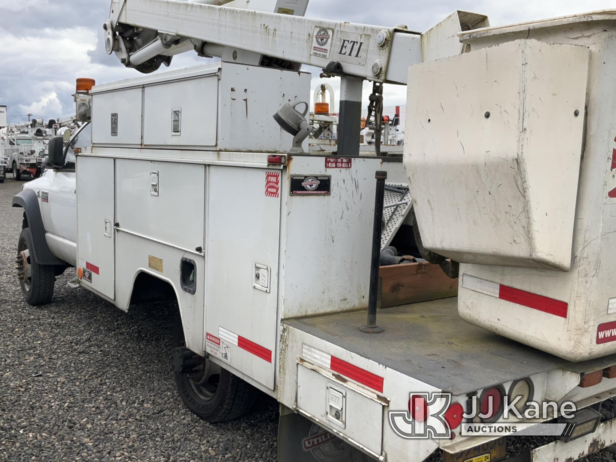 (Portland, OR) ETI ETC37-IH, Articulating & Telescopic Bucket mounted behind cab on 2010 Dodge RAM 5