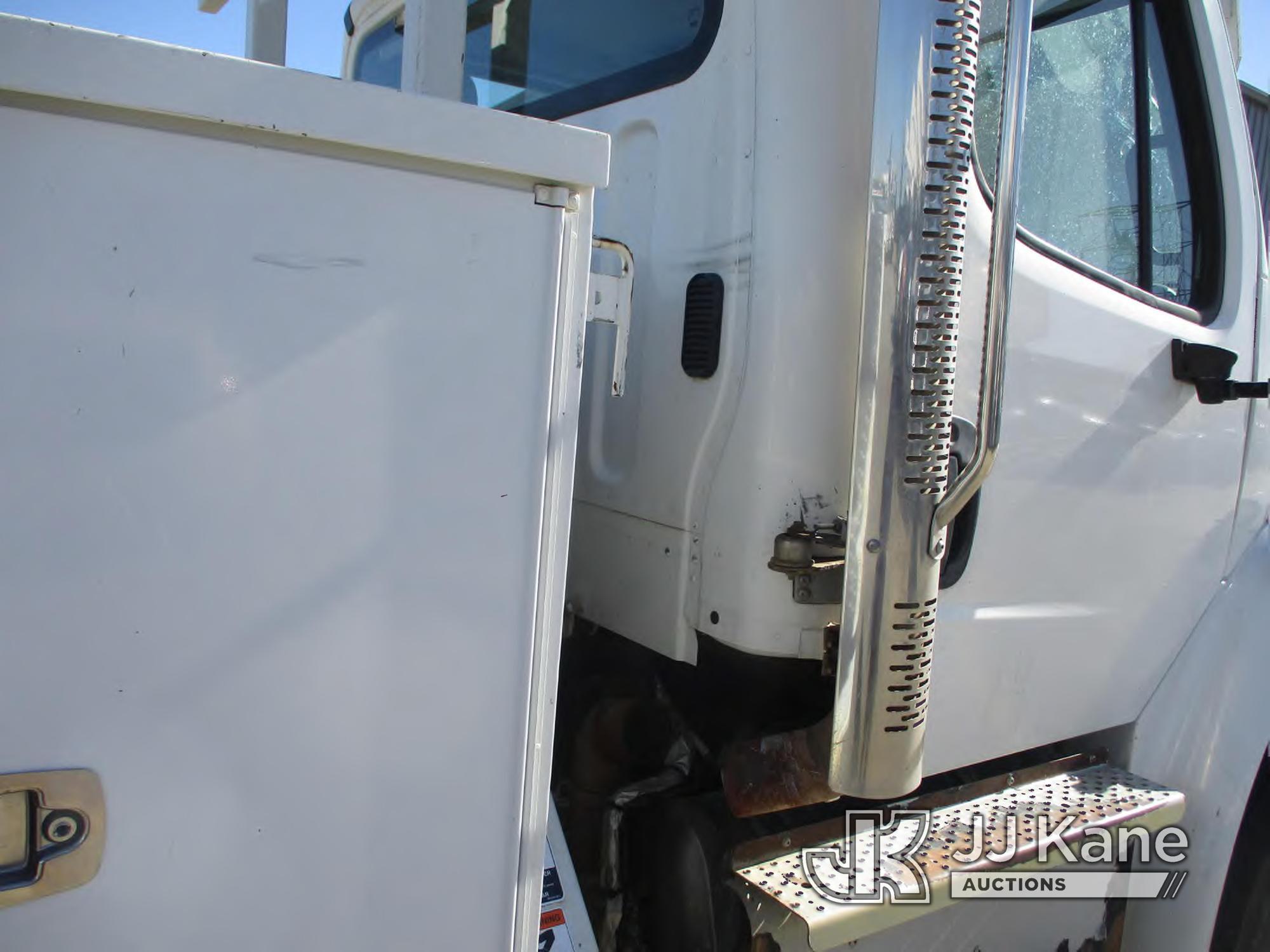 (Bakersfield, CA) Altec DM47B-TR, Digger Derrick rear mounted on 2014 Freightliner M2 106 4x4 Utilit
