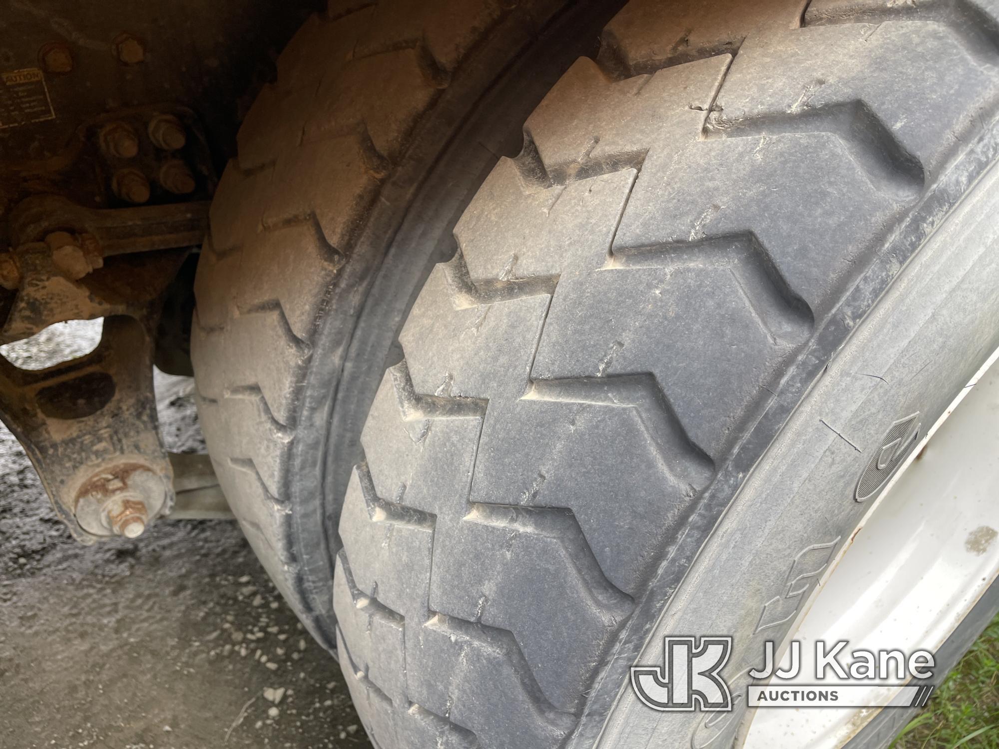 (Eureka, CA) 2008 Kenworth T800 6x4 Dump Truck Runs & Operates